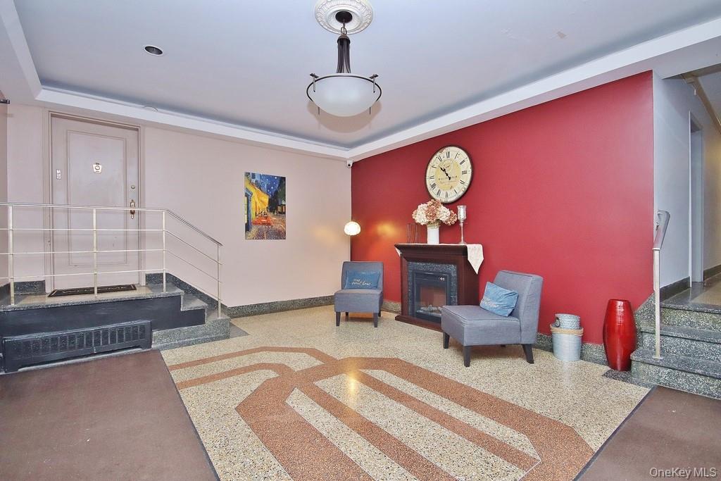 95 Sedgewick Avenue 4-e Yonkers Yonkers, NY 10705