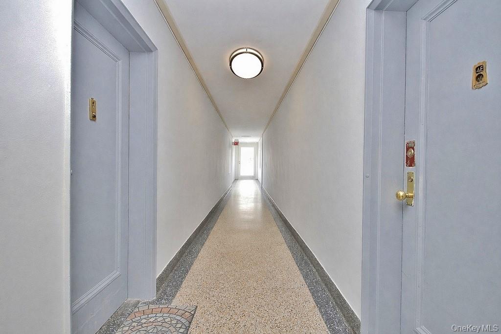 95 Sedgewick Avenue 4-e Yonkers Yonkers, NY 10705