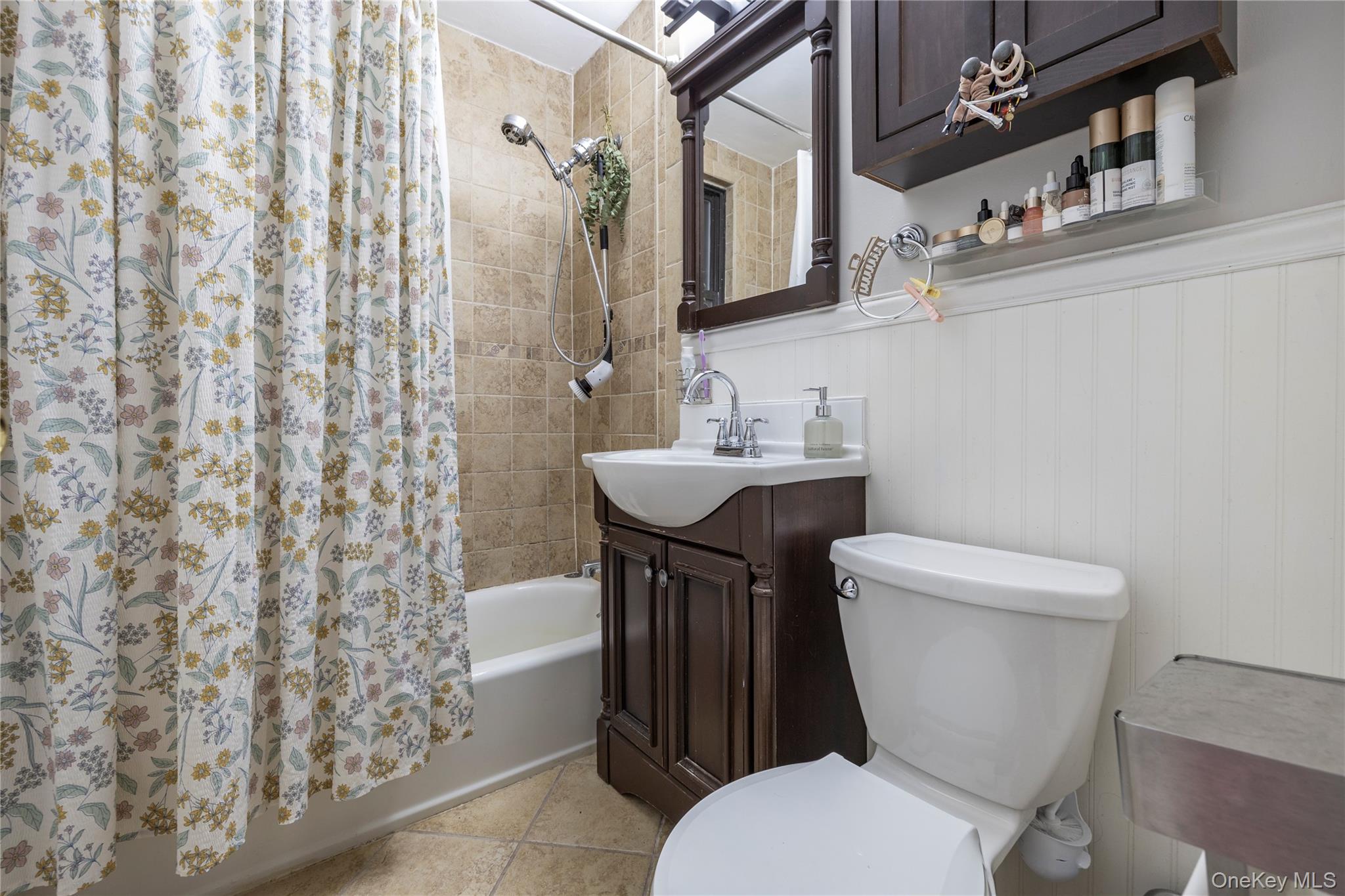 1 Jefferson Avenue A12 Rockville Centre Rockville Centre, NY 11570