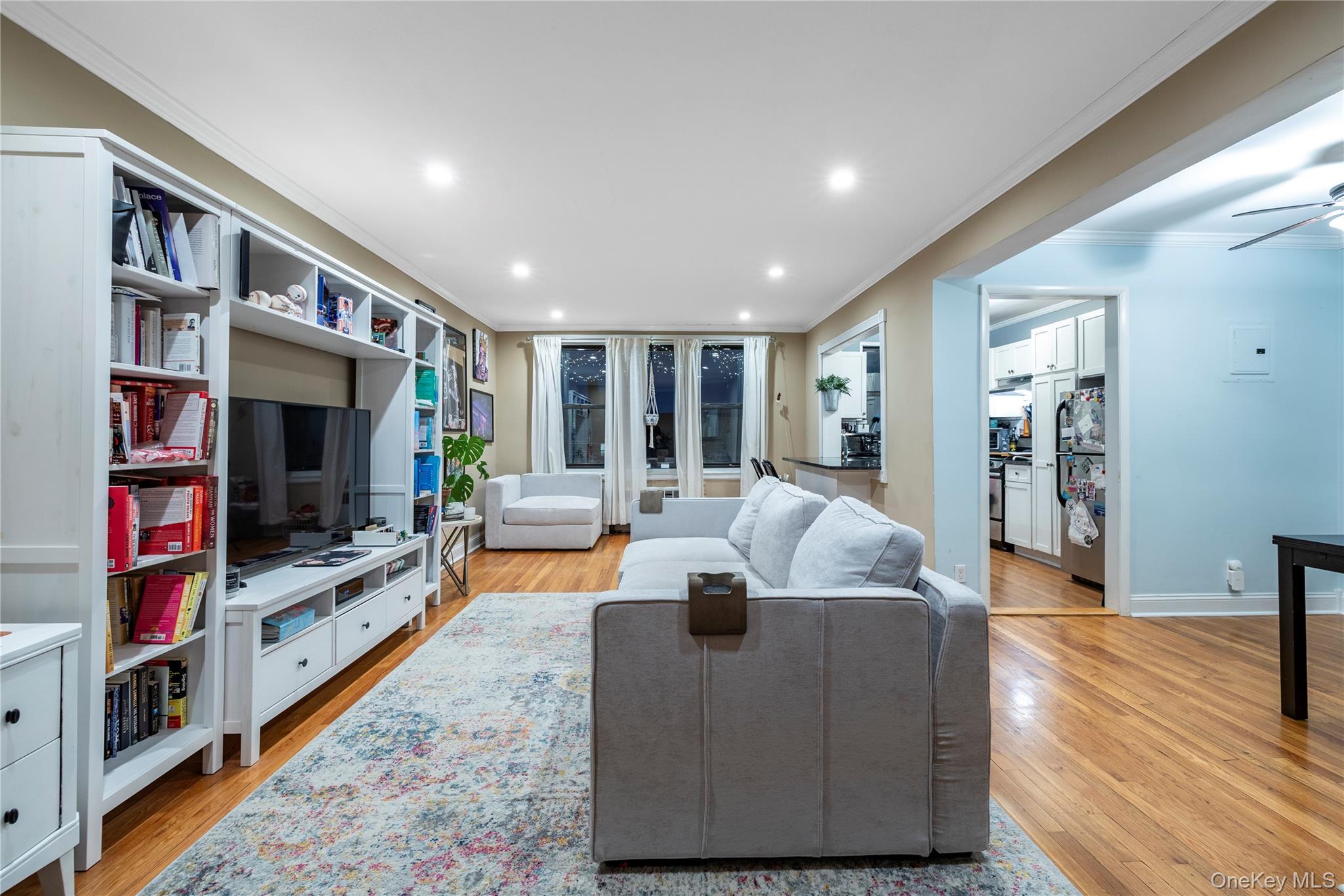 1 Jefferson Avenue A12 Rockville Centre Rockville Centre, NY 11570