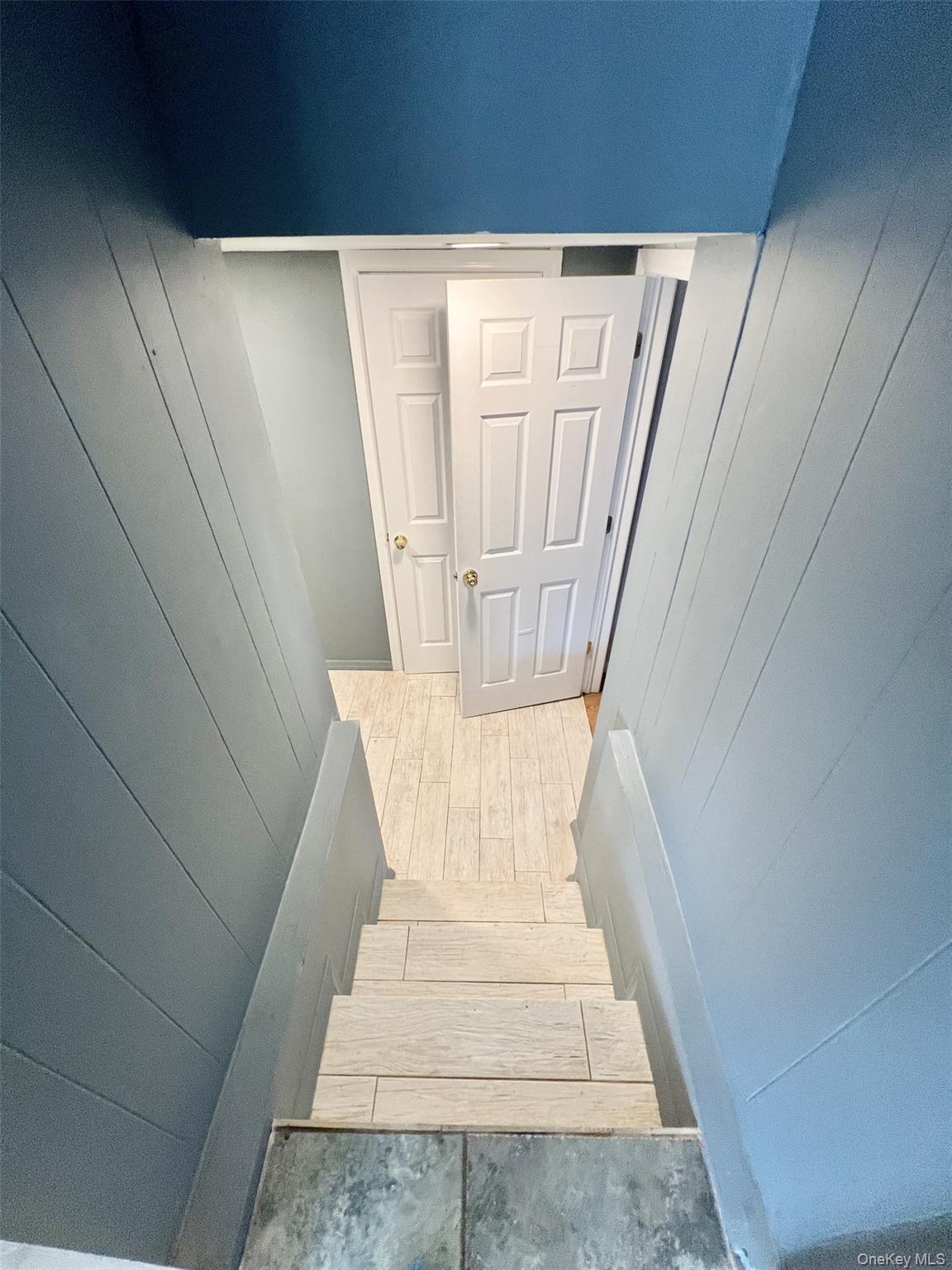 44 Bruce Lane Westbury Westbury, NY 11590