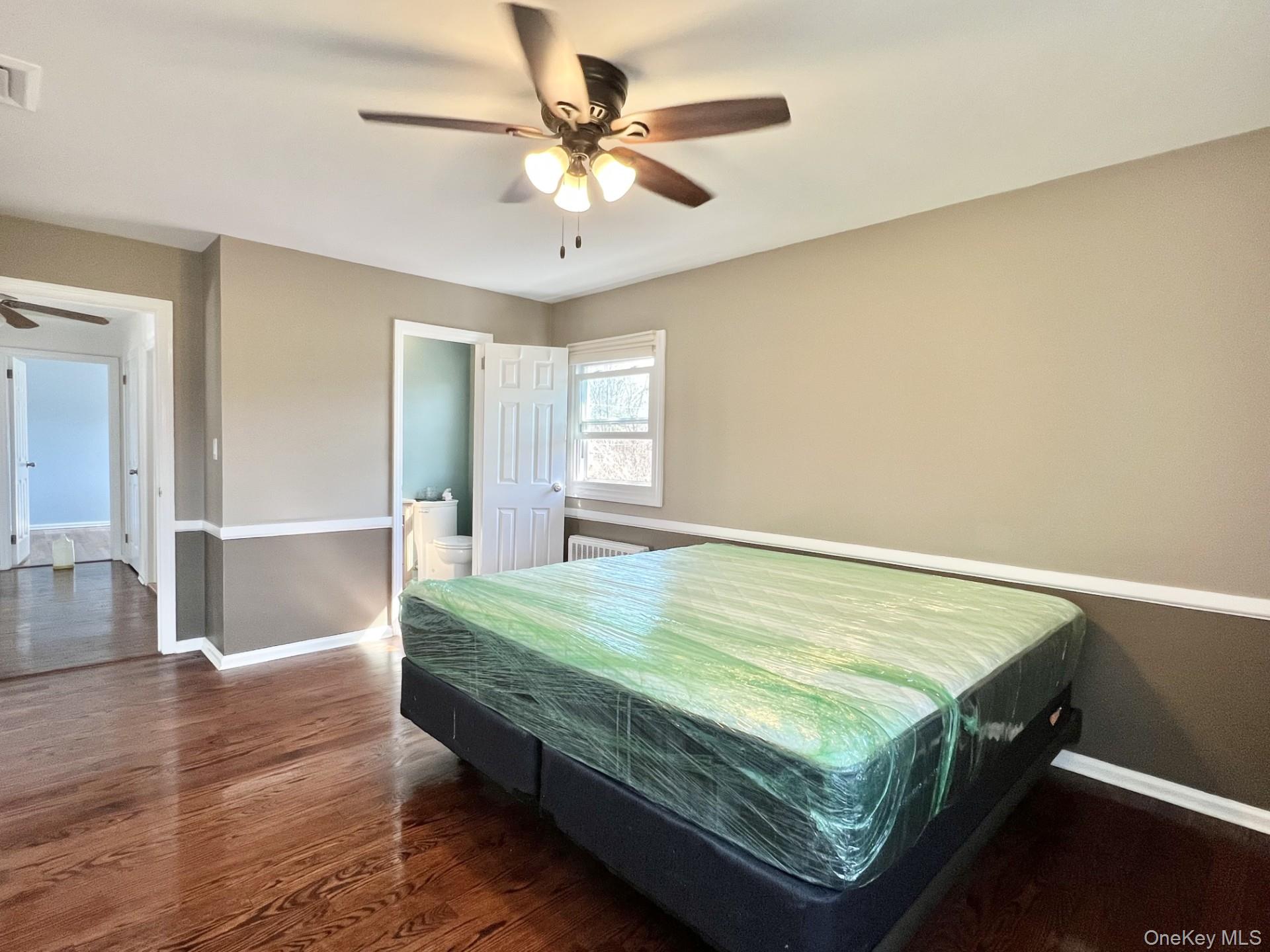 44 Bruce Lane Westbury Westbury, NY 11590