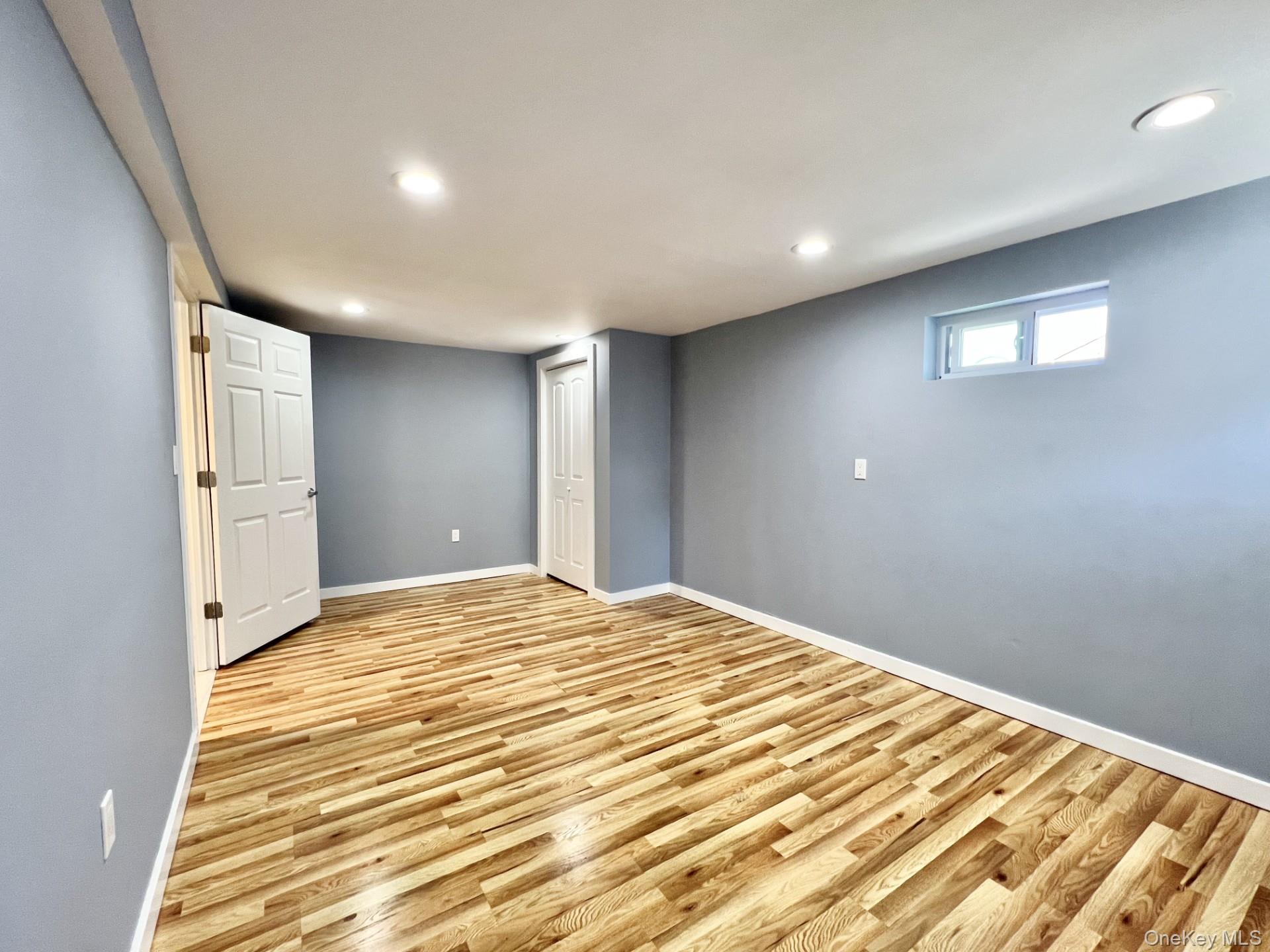 44 Bruce Lane Westbury Westbury, NY 11590