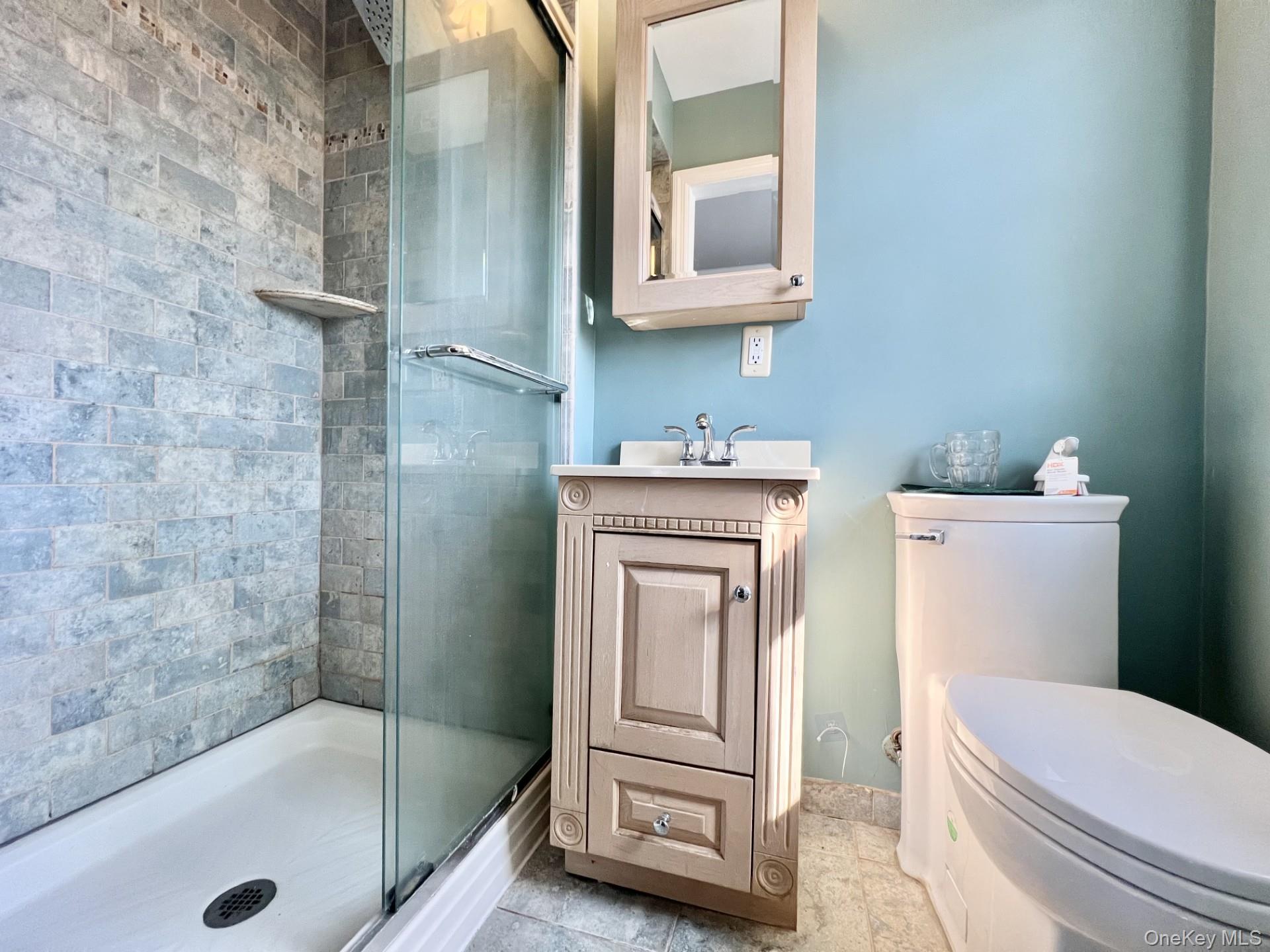 44 Bruce Lane Westbury Westbury, NY 11590