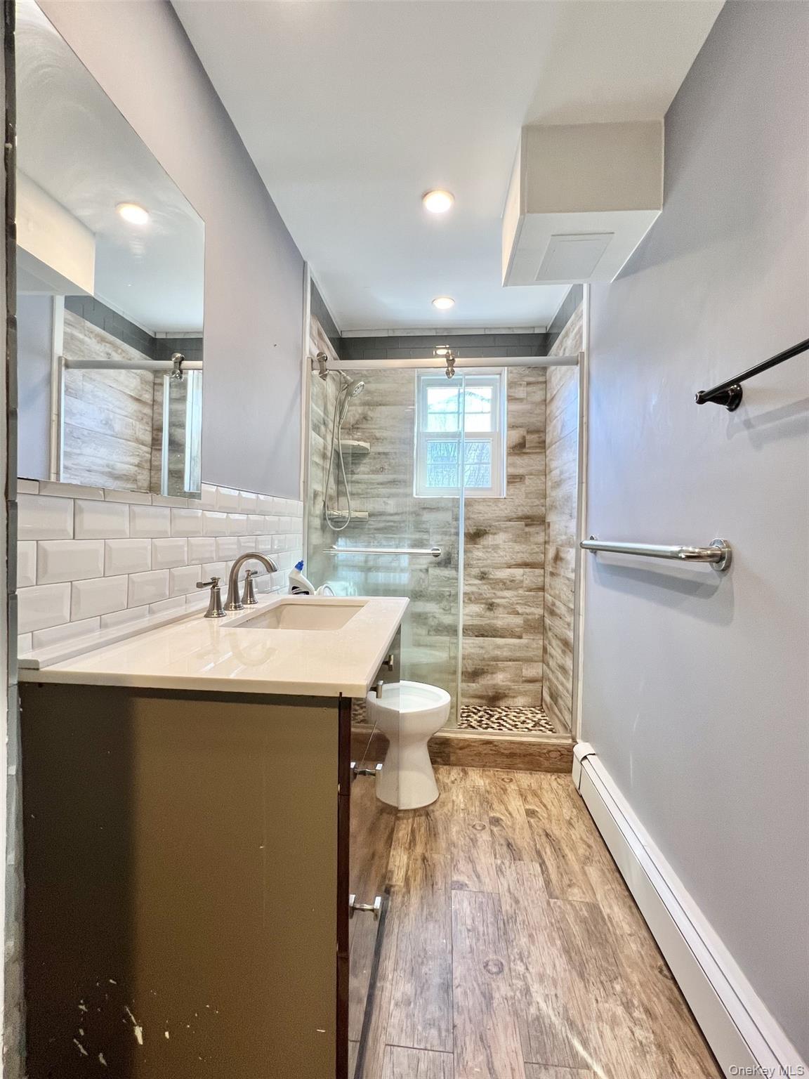 44 Bruce Lane Westbury Westbury, NY 11590