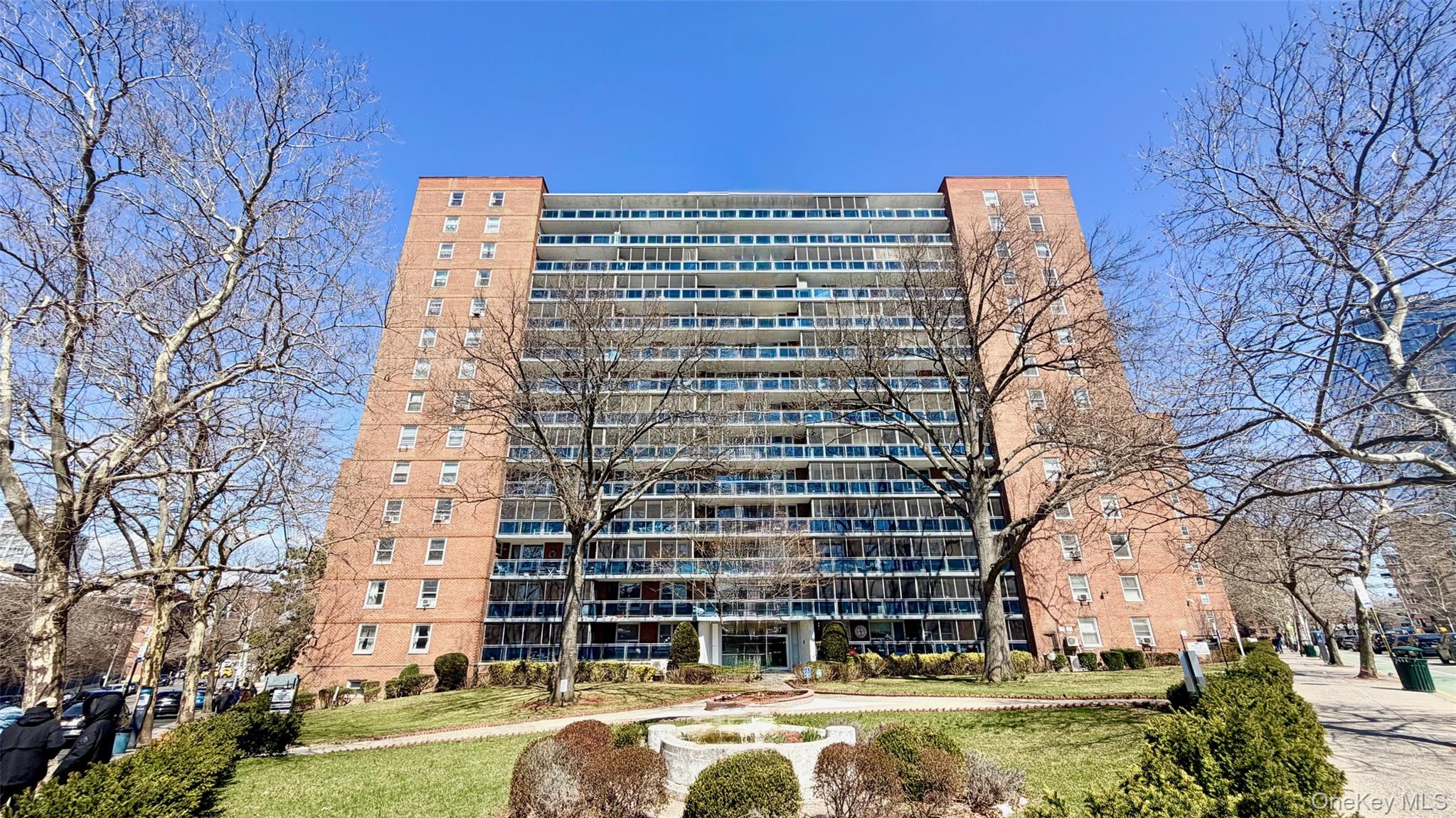 9707 63rd Road, Apt 8-G, Rego Park, NY 11374