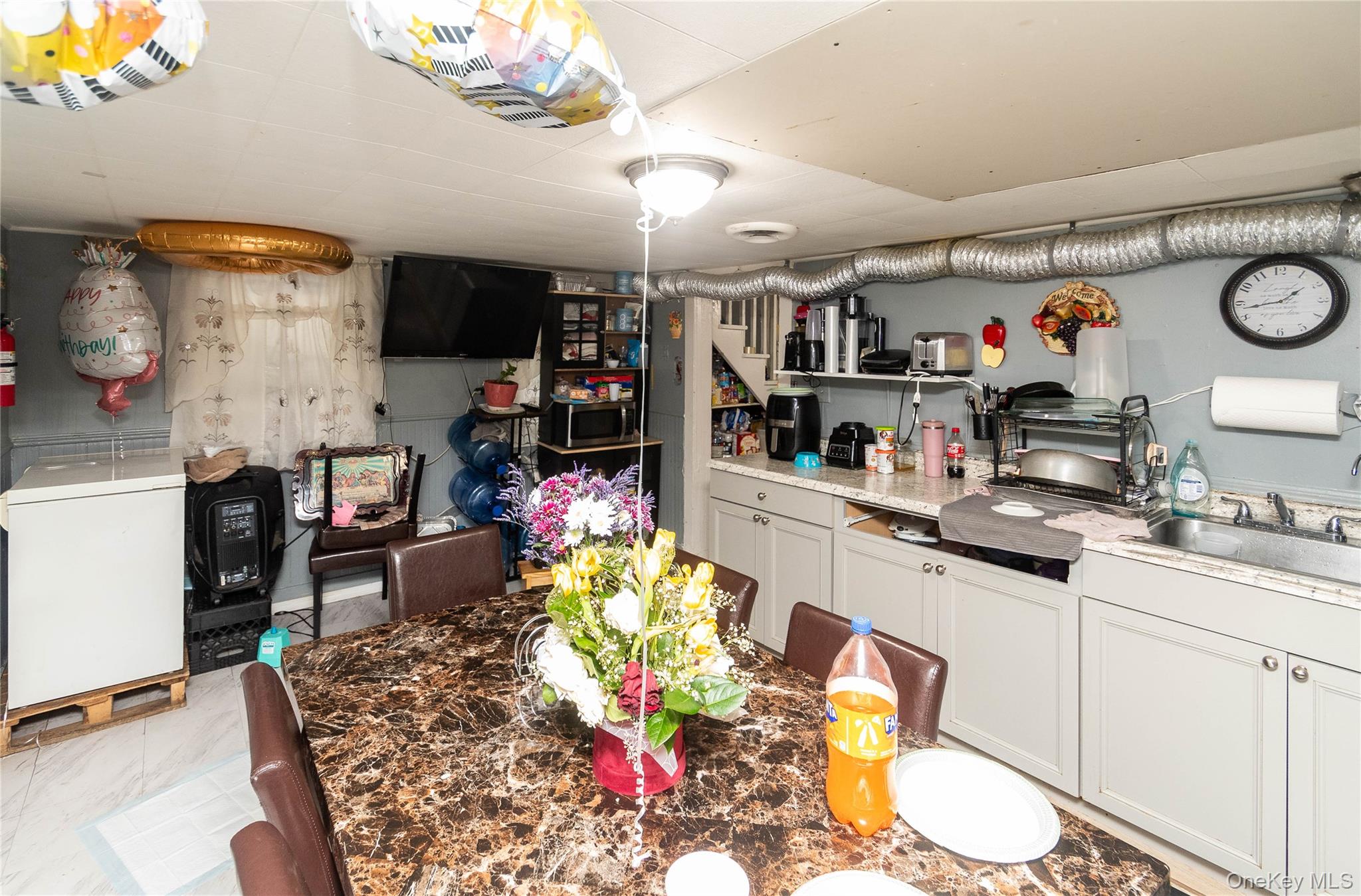 46 Hasbrouck Street Out of NYC Newburgh, NY 12550