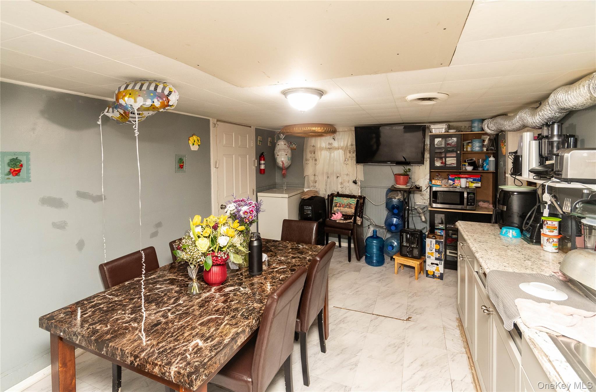 46 Hasbrouck Street Out of NYC Newburgh, NY 12550