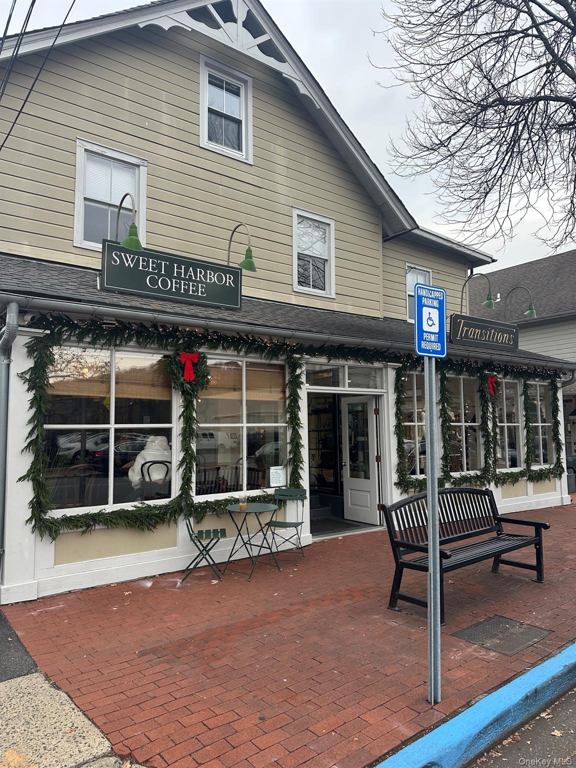 1353 Old Northern Boulevard Roslyn Roslyn, NY 11576