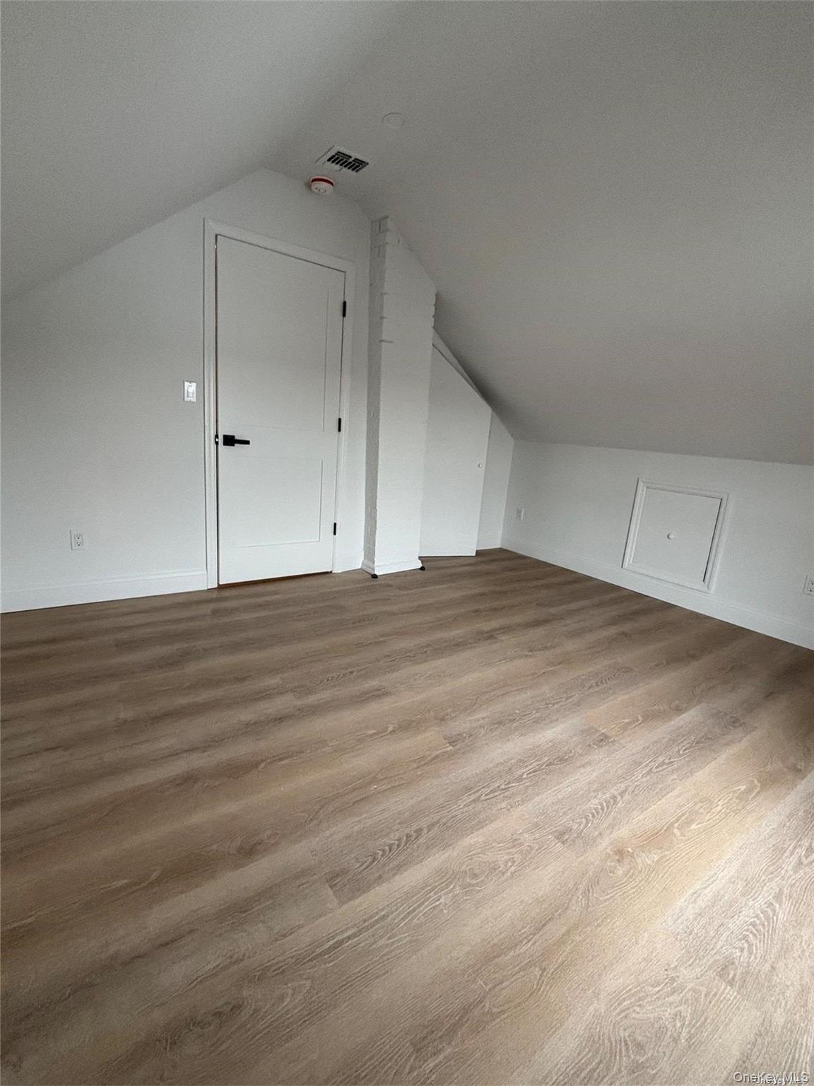 1353 Old Northern Boulevard Roslyn Roslyn, NY 11576