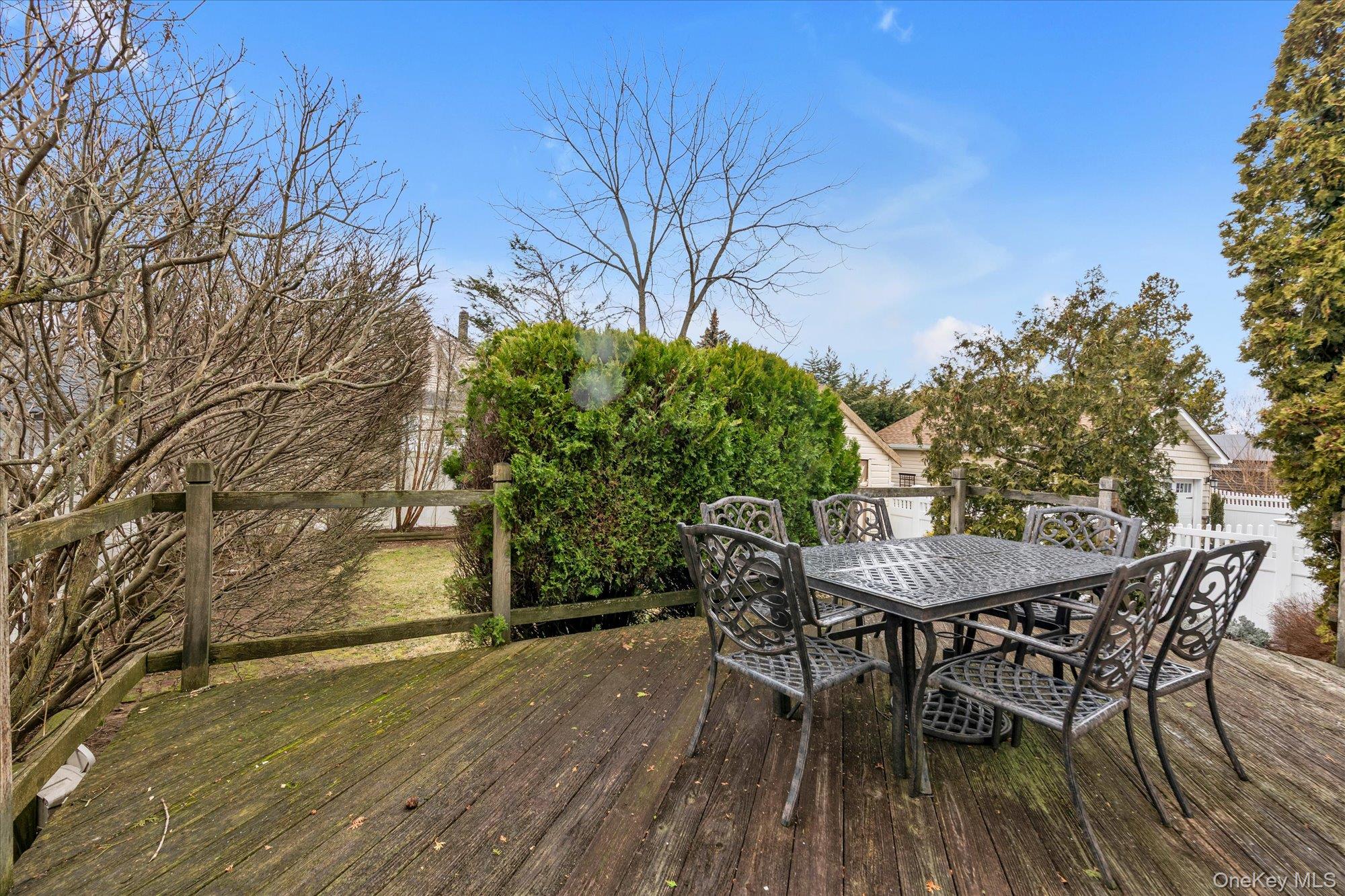 13 Everett Street Lynbrook Lynbrook, NY 11563