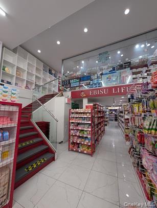 40-48 Main Street 1 Flushing Flushing, NY 11354