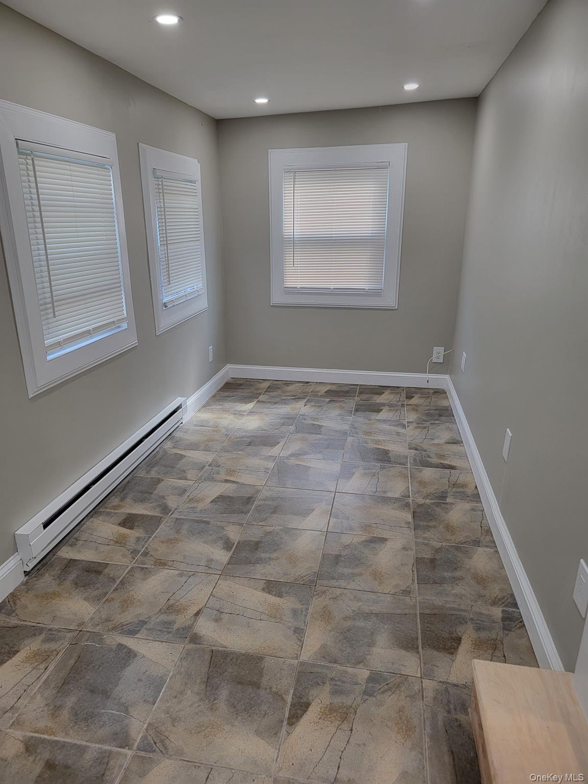 10 Hiddink Street Sayville Sayville, NY 11782