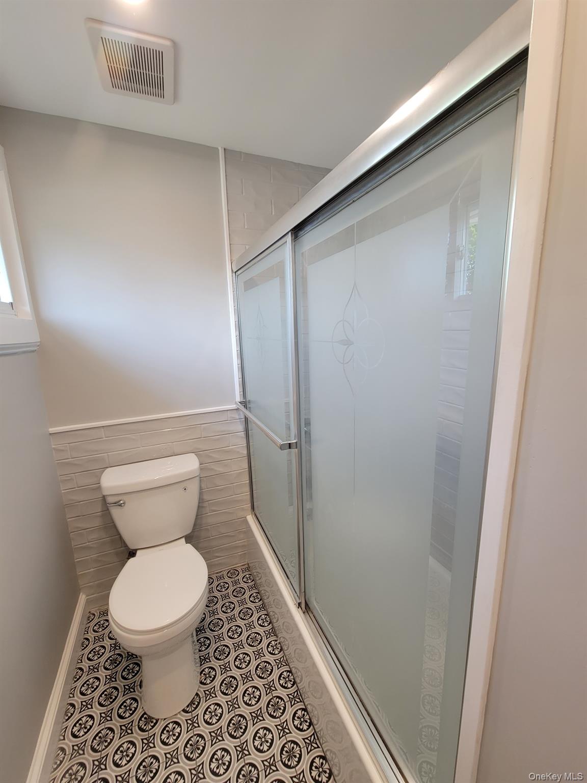 10 Hiddink Street Sayville Sayville, NY 11782