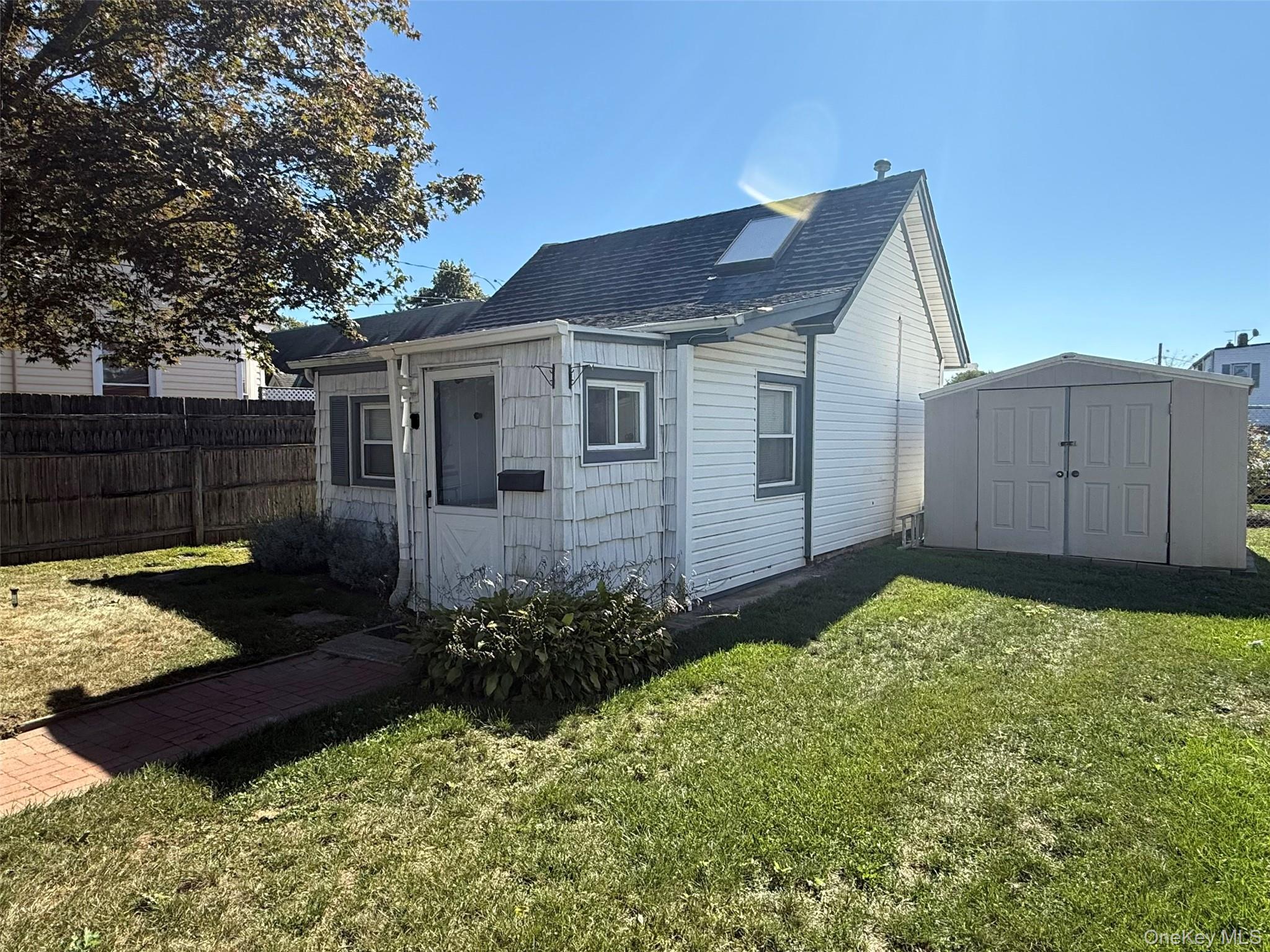 10 Hiddink Street Sayville Sayville, NY 11782