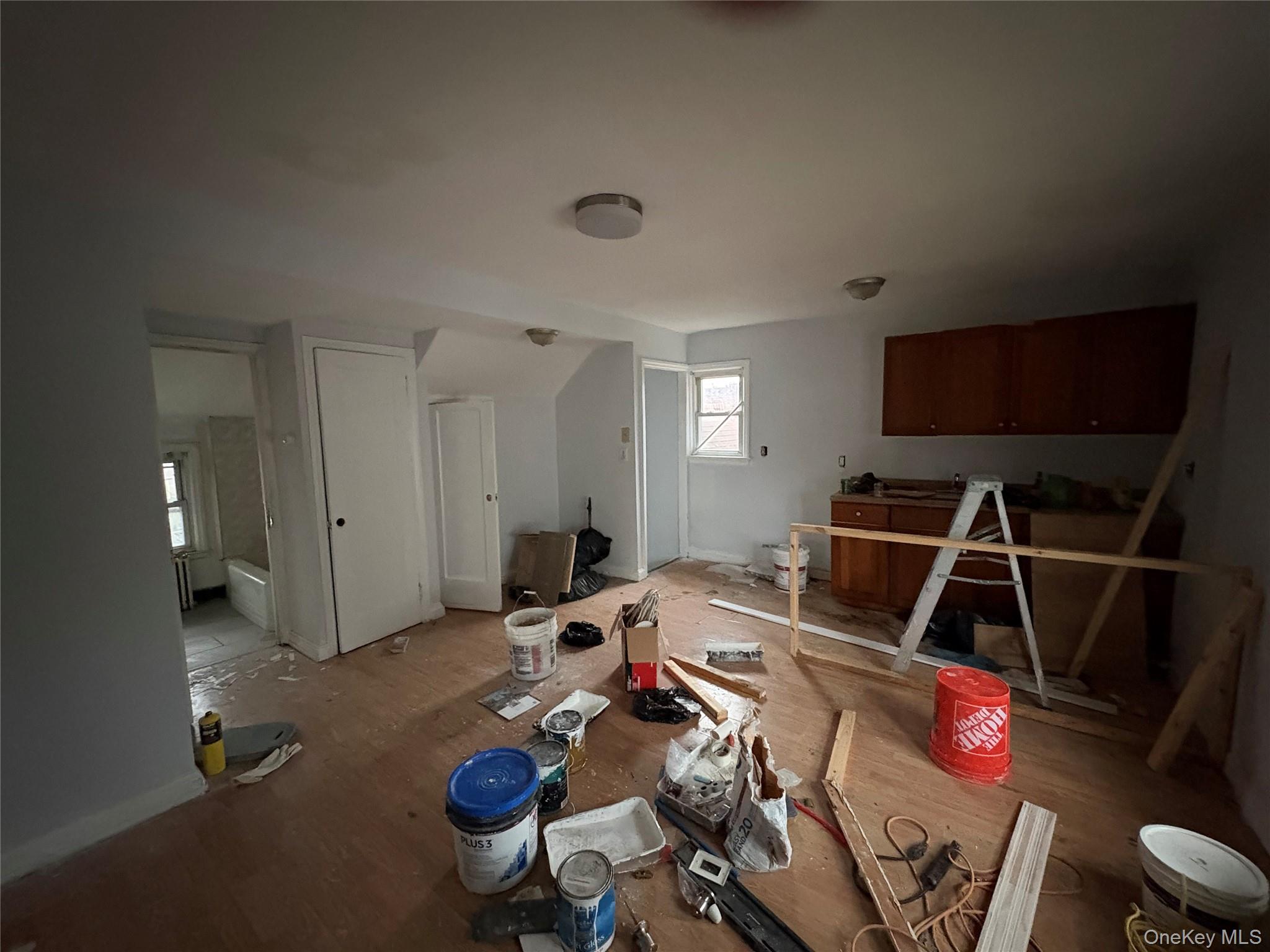 21 East Clinton Avenue Roosevelt Roosevelt, NY 11575