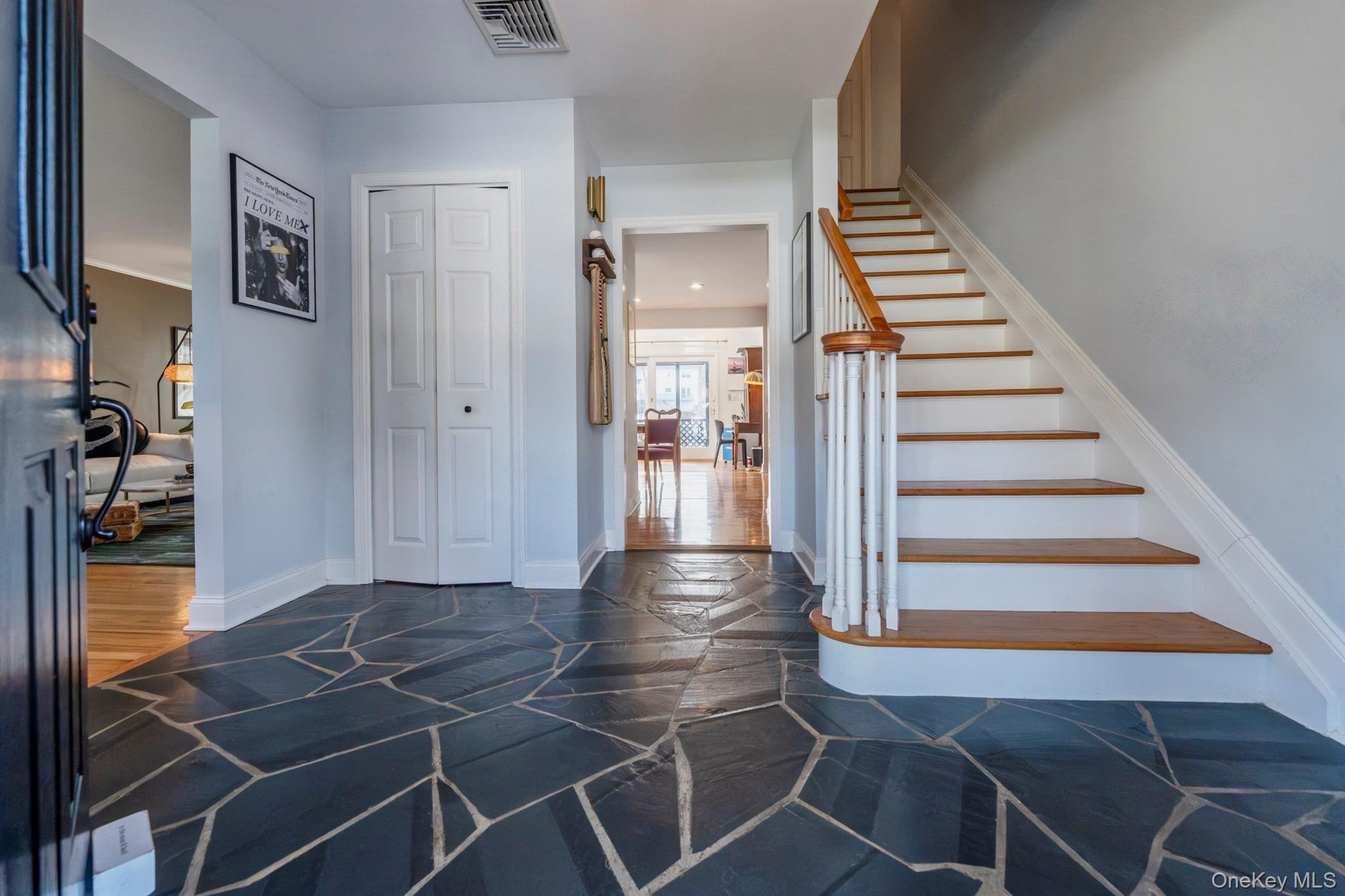 36 Arnold Drive Out of NYC Kingston, NY 12401