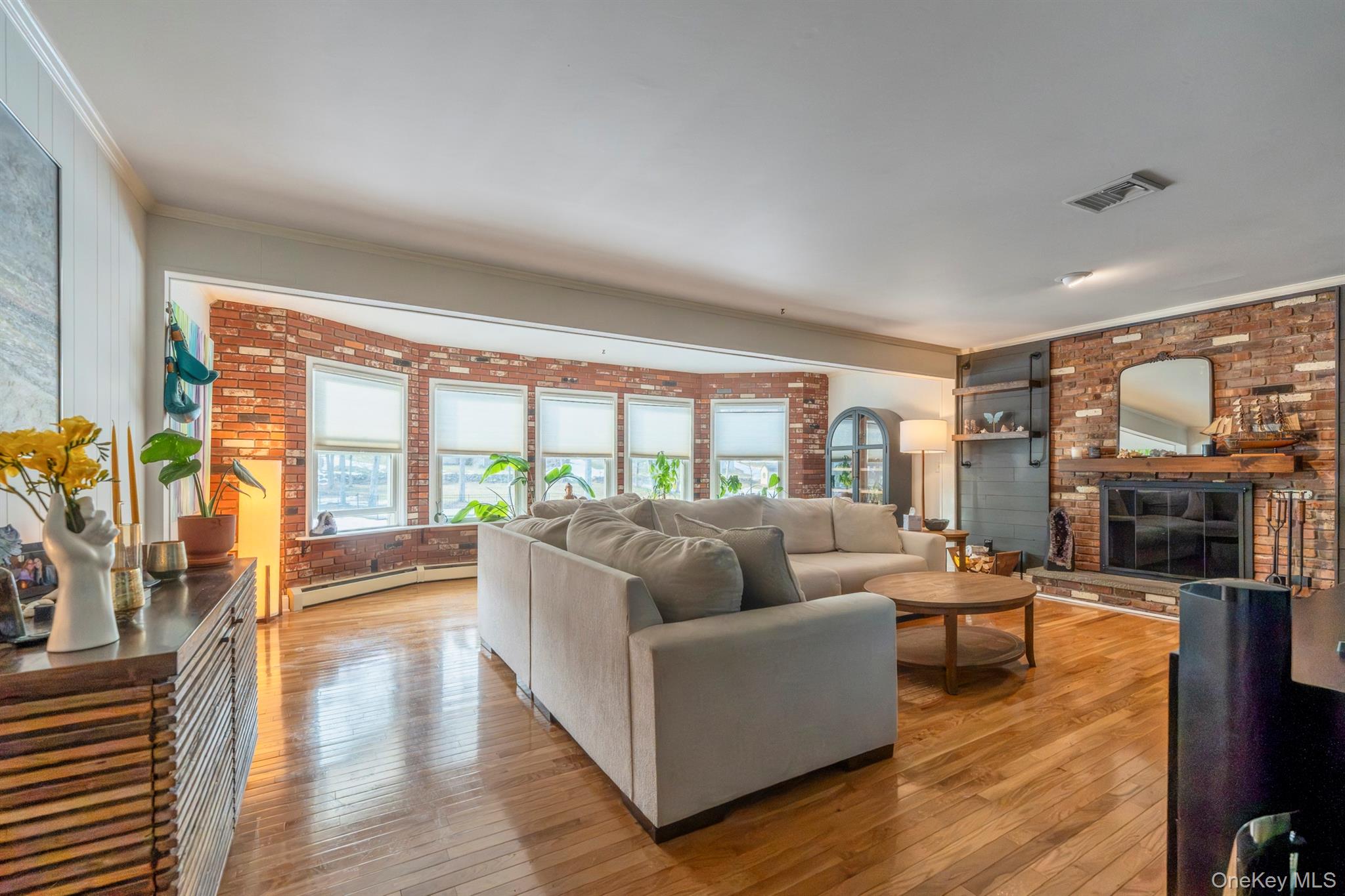 36 Arnold Drive Out of NYC Kingston, NY 12401