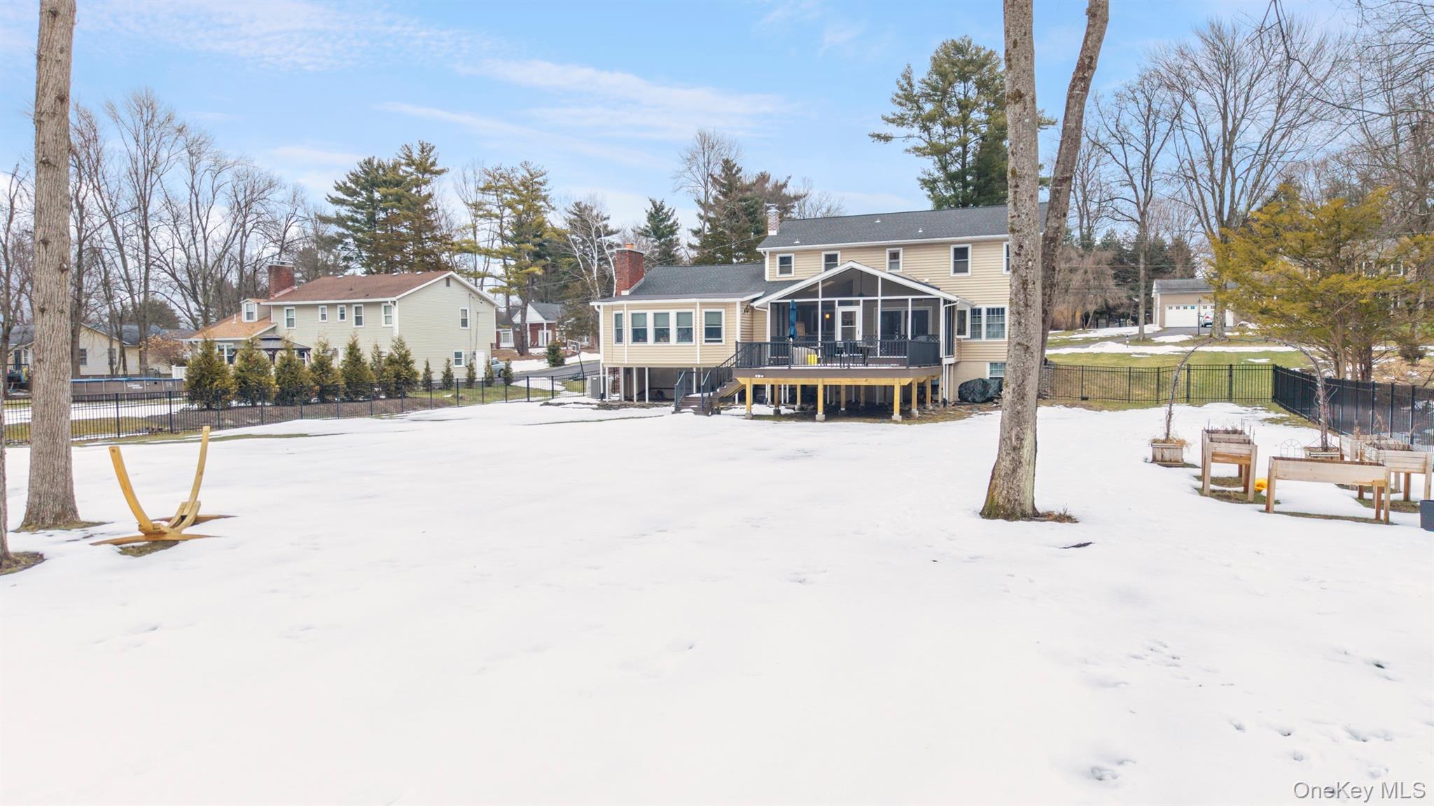 36 Arnold Drive Out of NYC Kingston, NY 12401