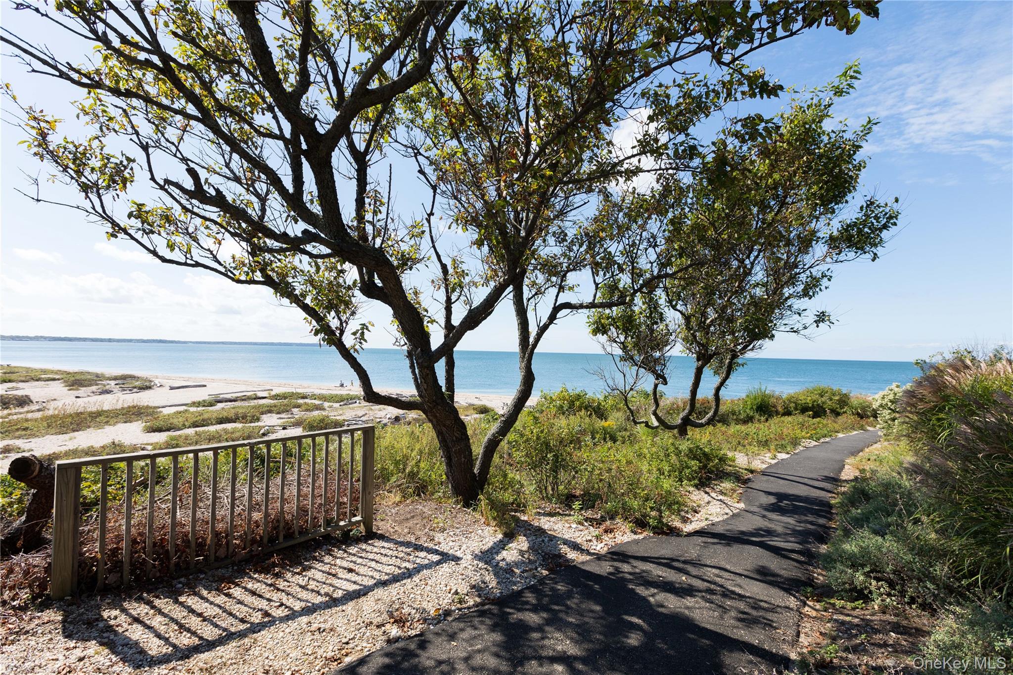 660 Sutton Place Greenport Greenport, NY 11944