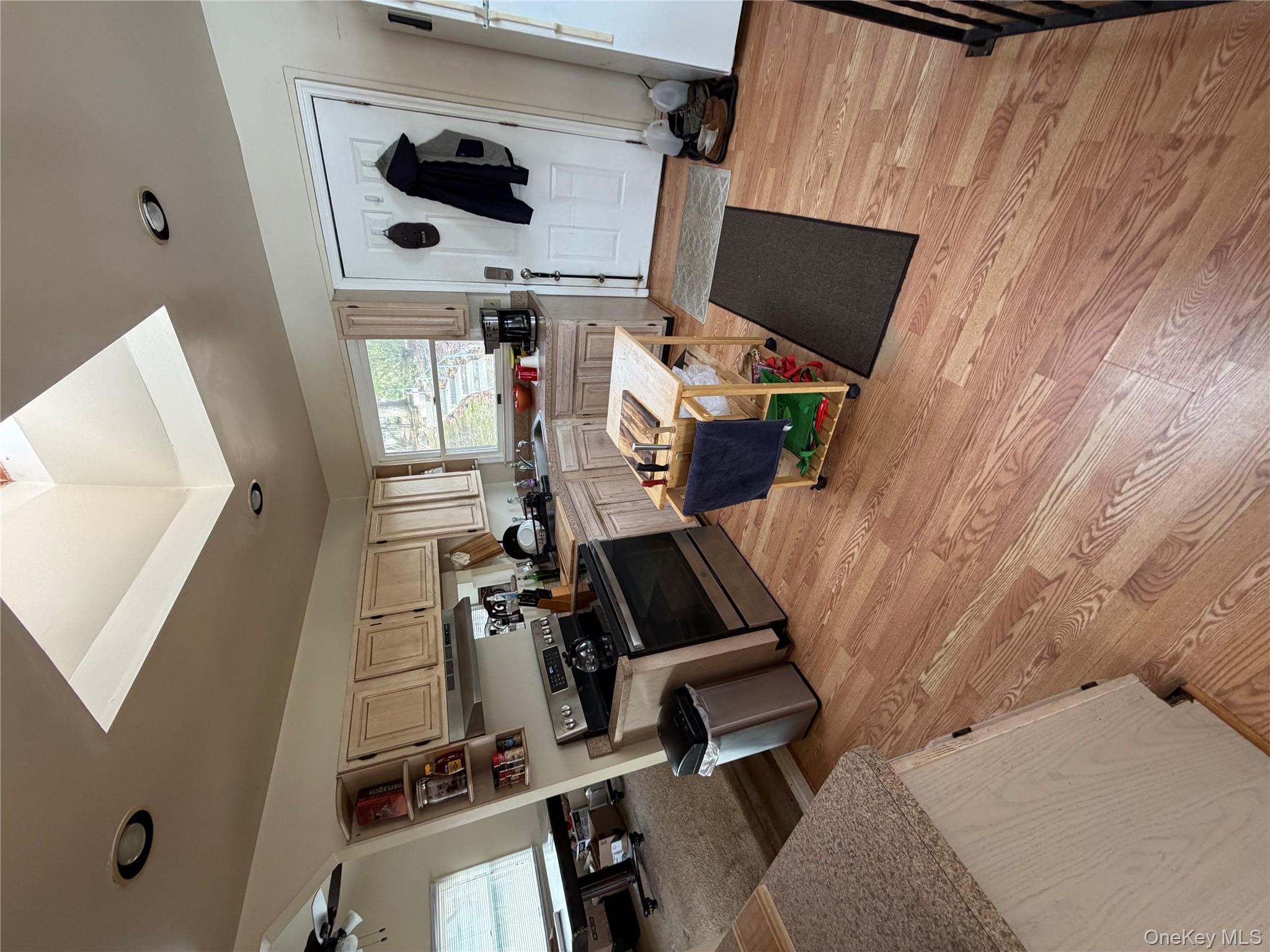 165 West Lakeshore Drive Out of NYC Carmel, NY 10512