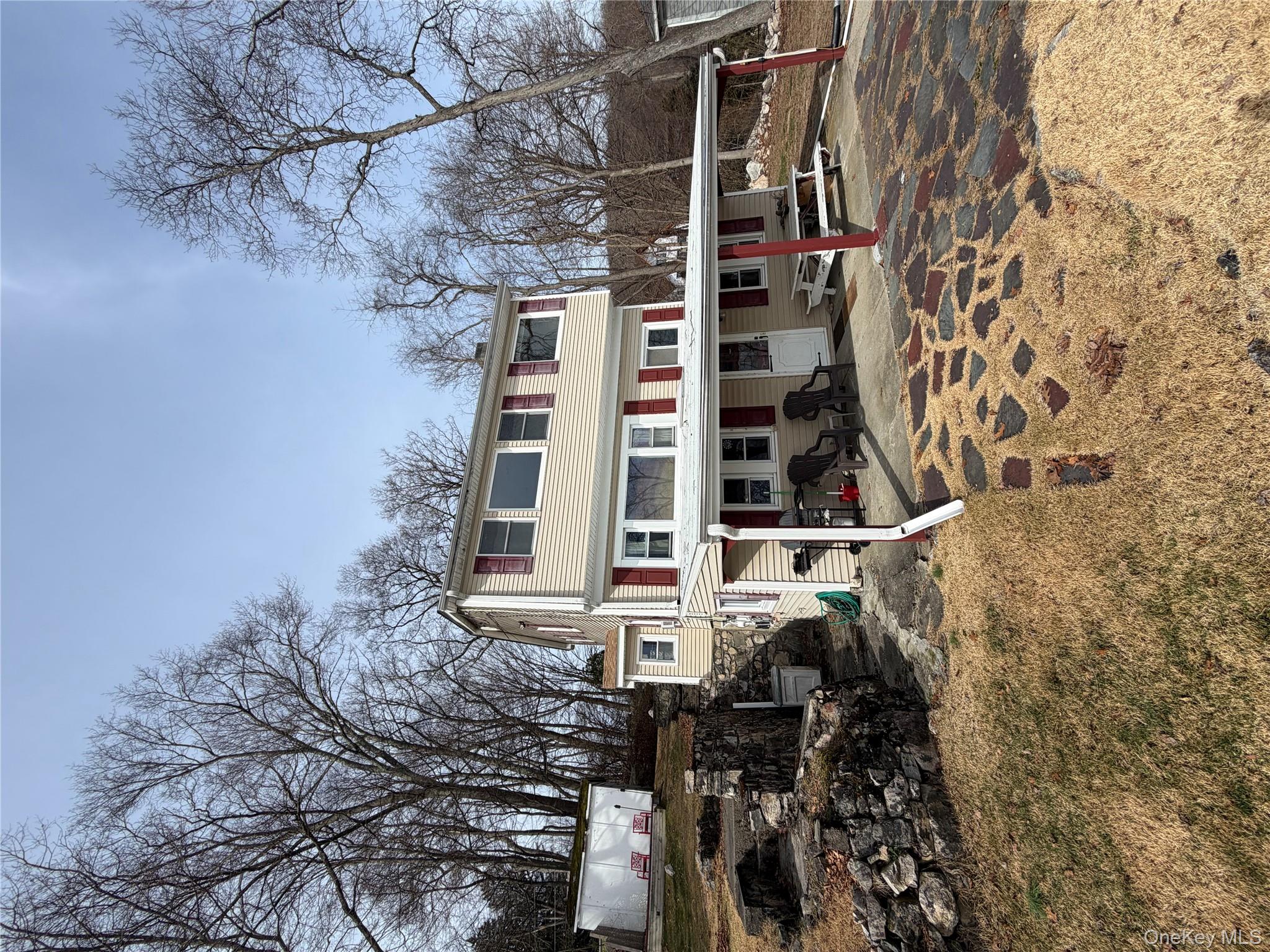 165 West Lakeshore Drive Out of NYC Carmel, NY 10512