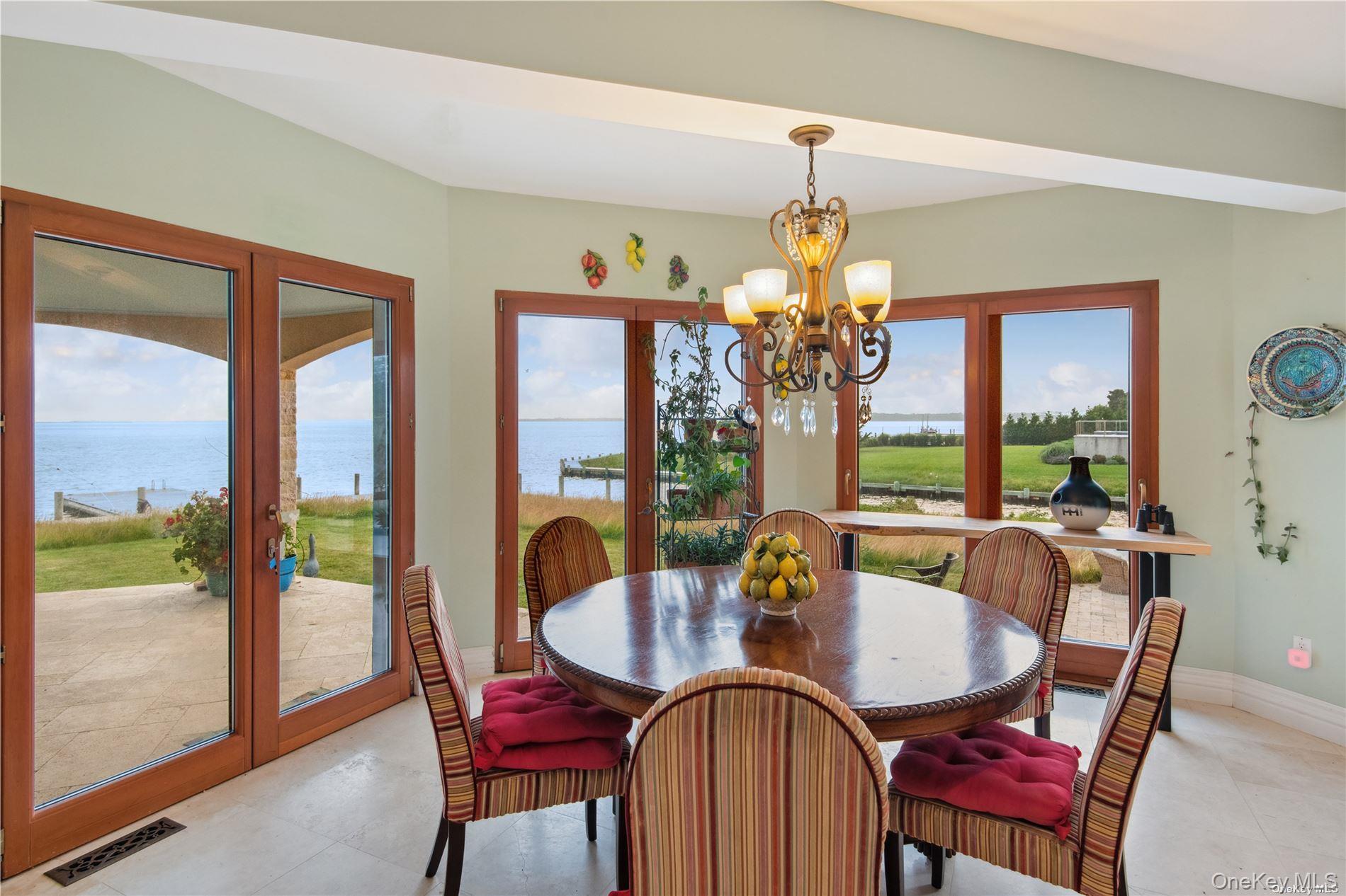 13 Seatuck Lane Remsenburg Remsenburg, NY 11960