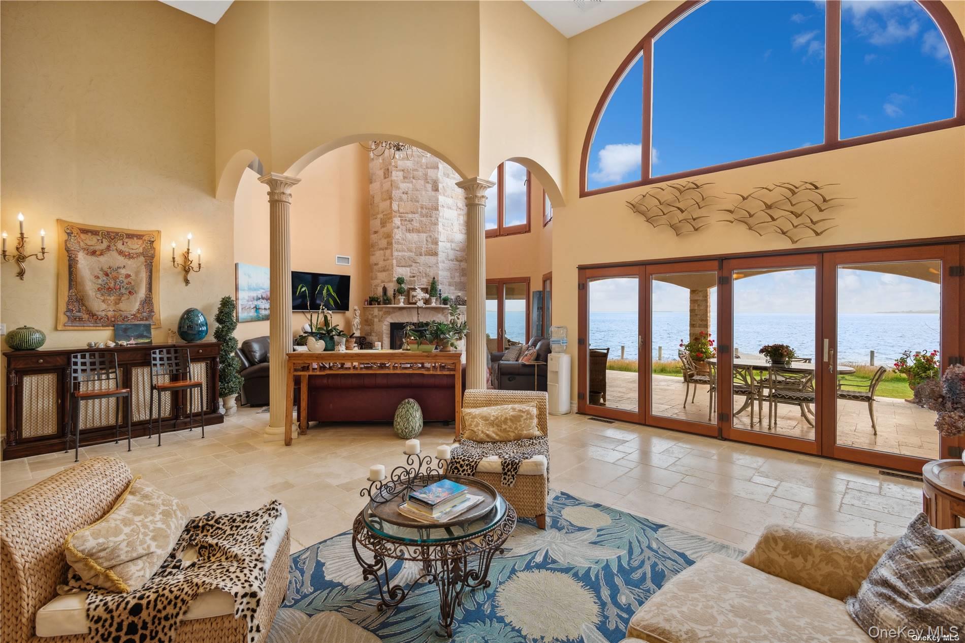 13 Seatuck Lane Remsenburg Remsenburg, NY 11960