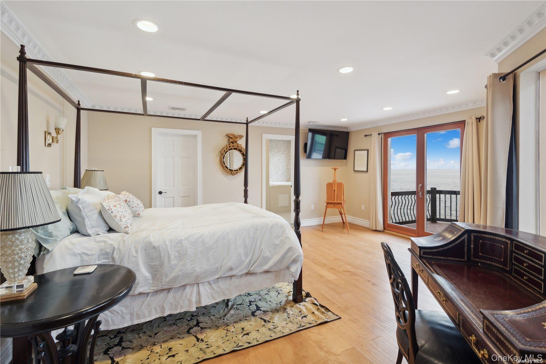 13 Seatuck Lane Remsenburg Remsenburg, NY 11960