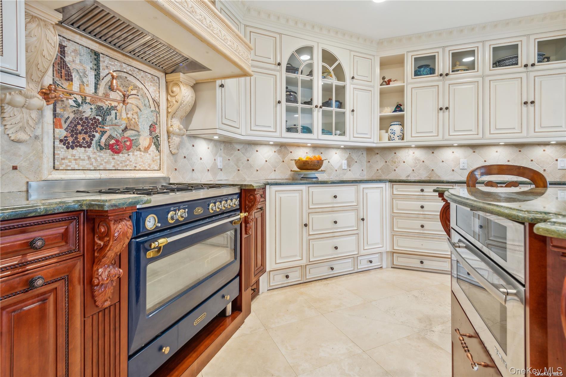 13 Seatuck Lane Remsenburg Remsenburg, NY 11960