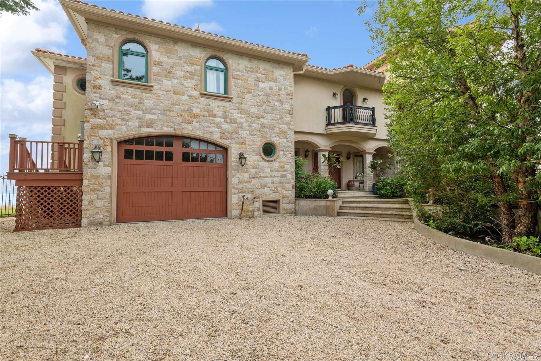 13 Seatuck Lane Remsenburg Remsenburg, NY 11960