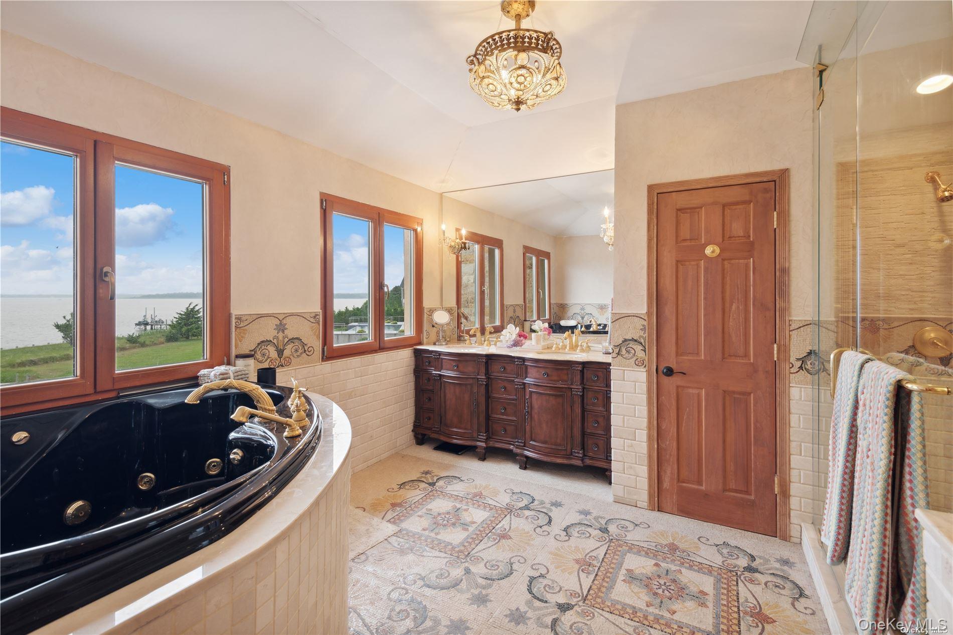 13 Seatuck Lane Remsenburg Remsenburg, NY 11960