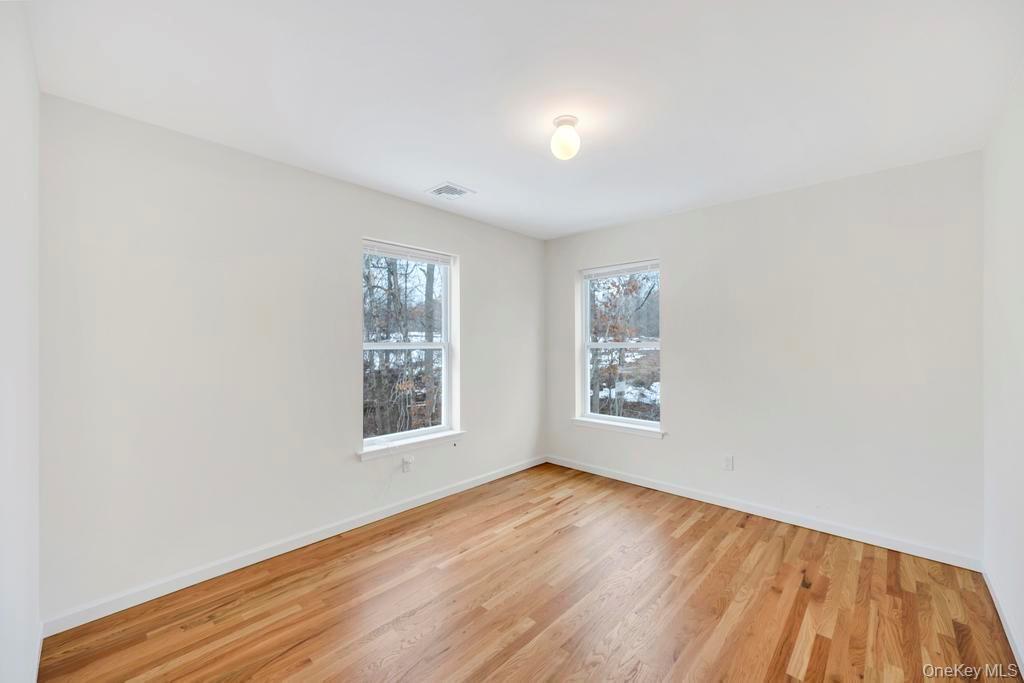 65 Ozark Street Ronkonkoma Ronkonkoma, NY 11779