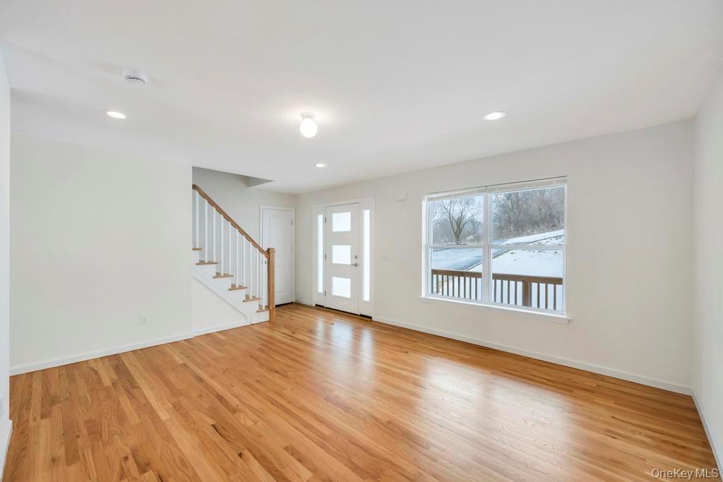 65 Ozark Street Ronkonkoma Ronkonkoma, NY 11779