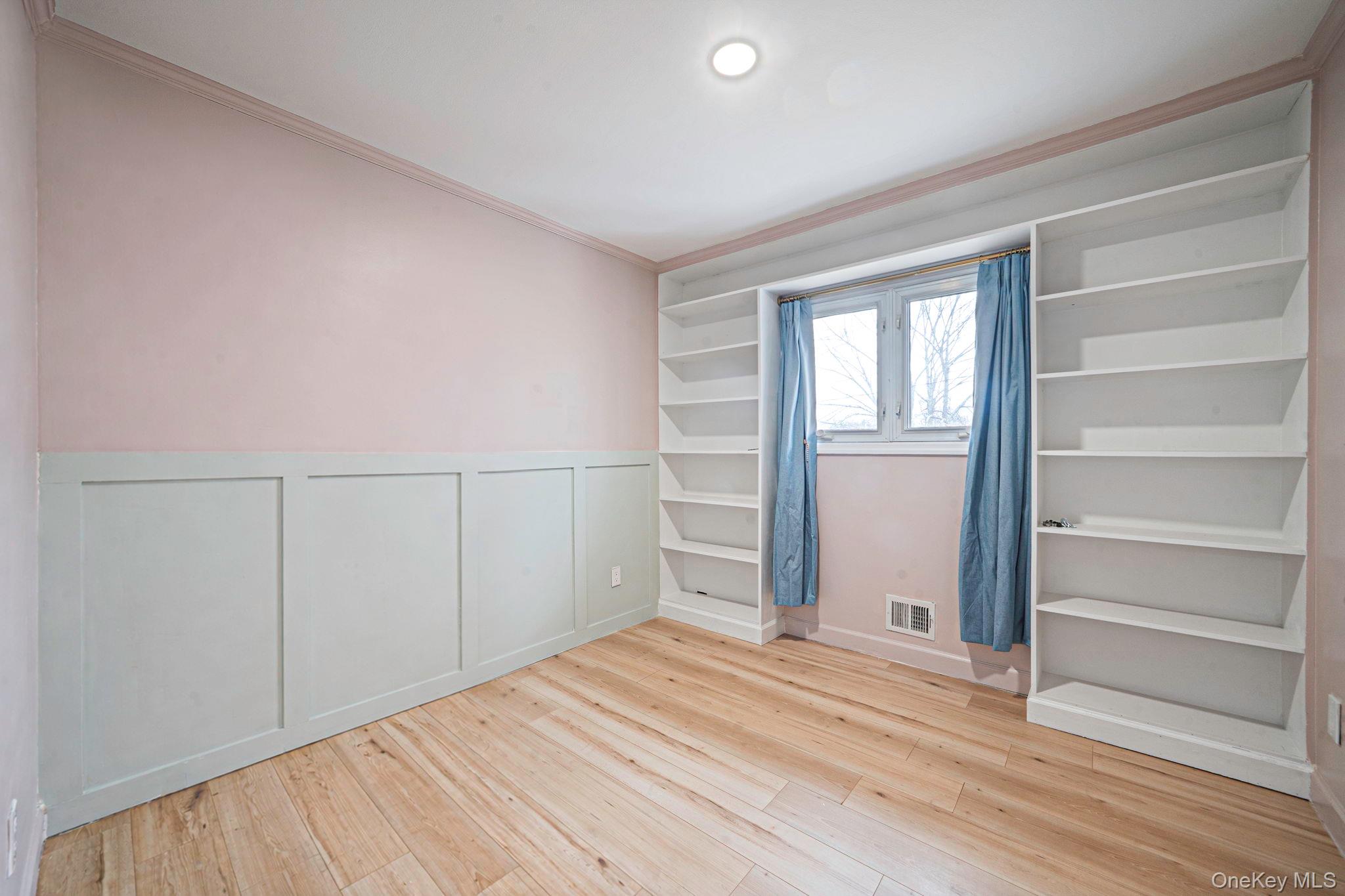 73 Parnell Drive Smithtown Smithtown, NY 11787