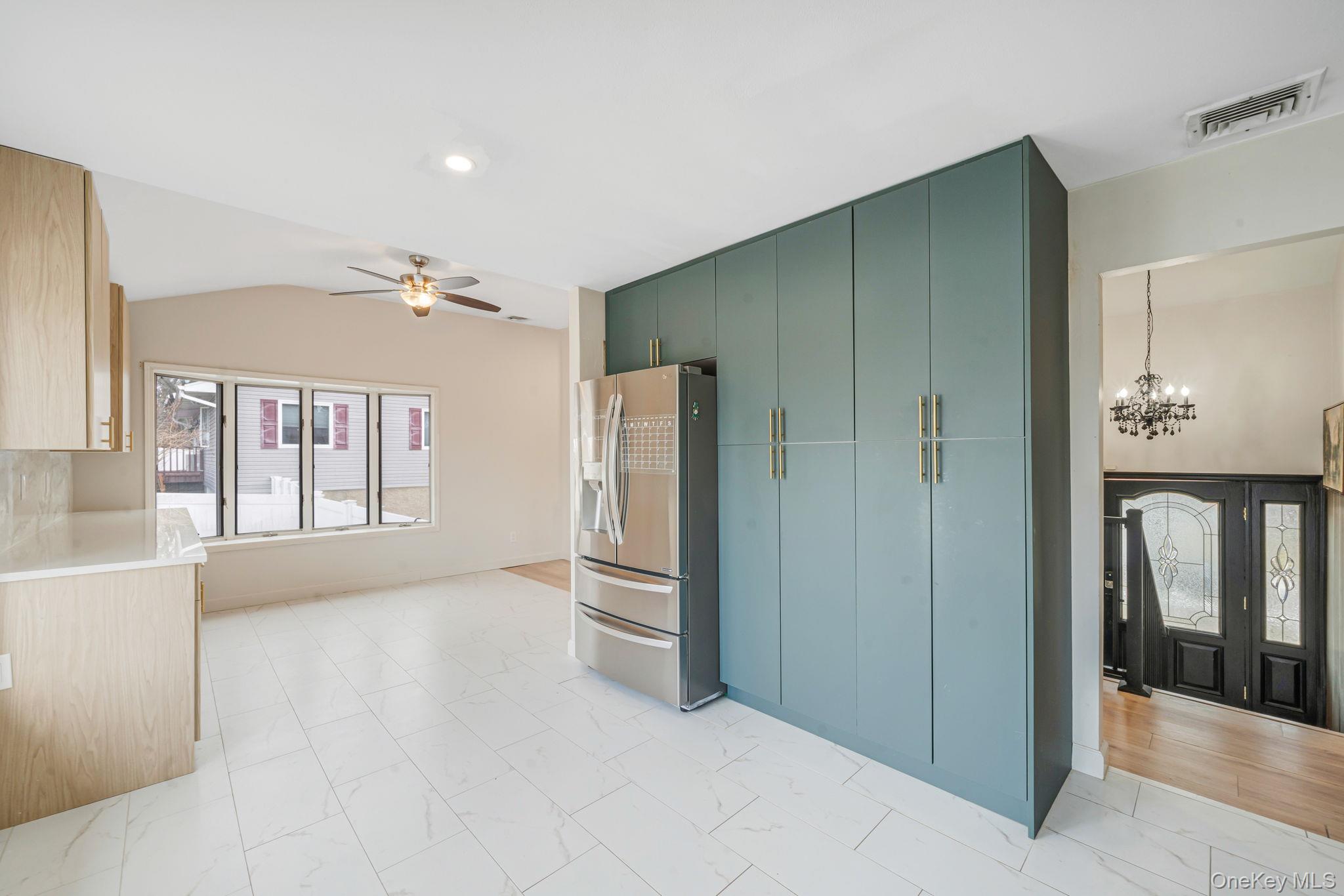 73 Parnell Drive Smithtown Smithtown, NY 11787