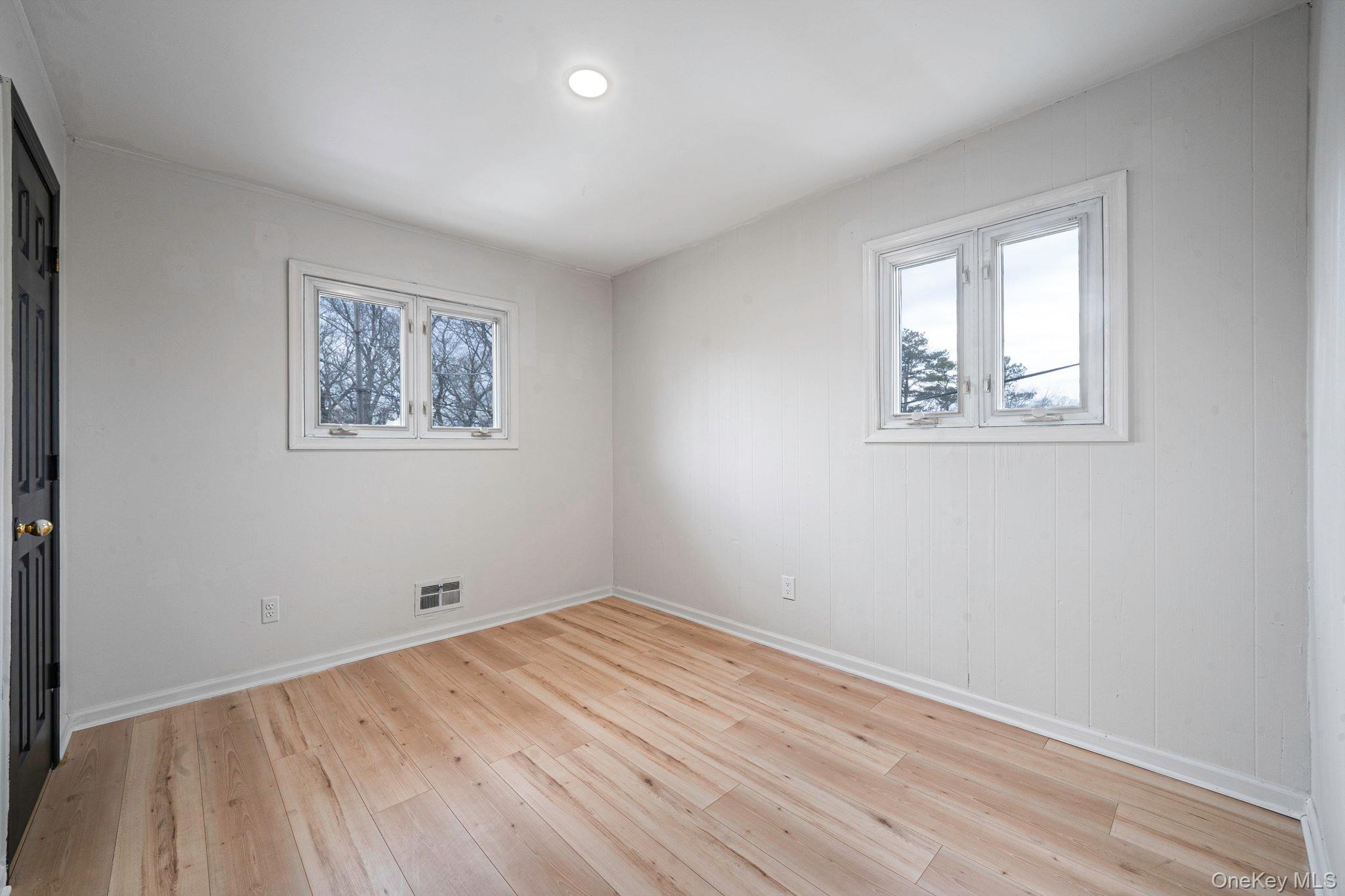 73 Parnell Drive Smithtown Smithtown, NY 11787