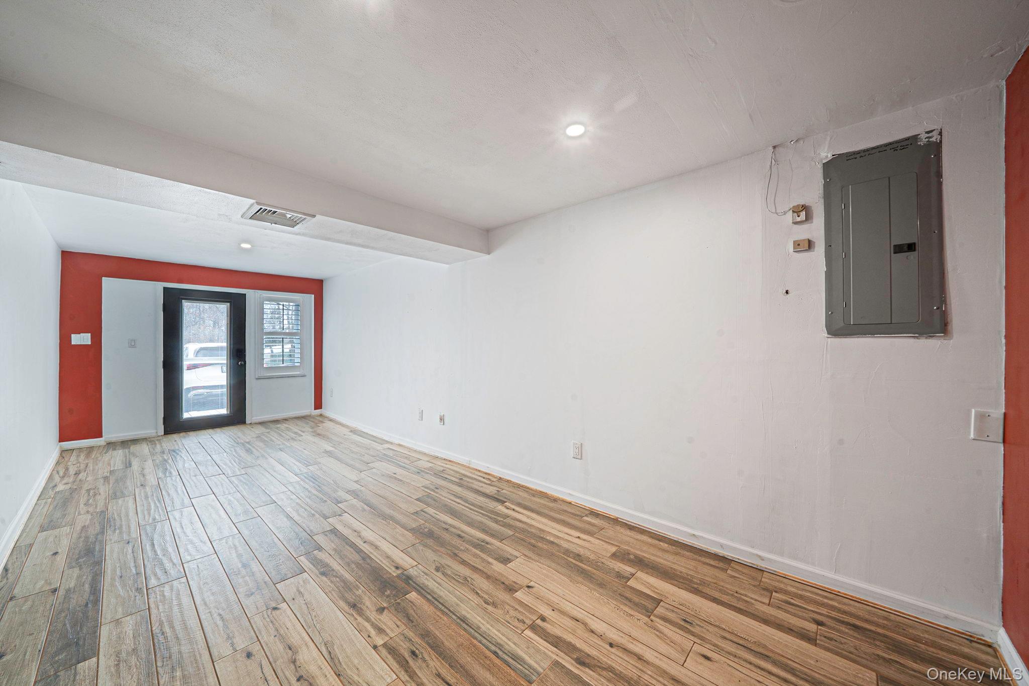 73 Parnell Drive Smithtown Smithtown, NY 11787