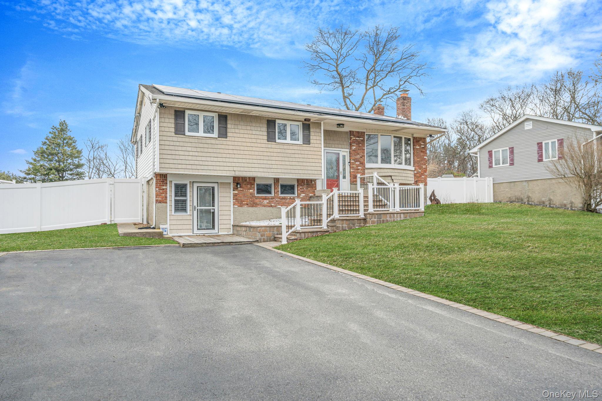 73 Parnell Drive Smithtown Smithtown, NY 11787