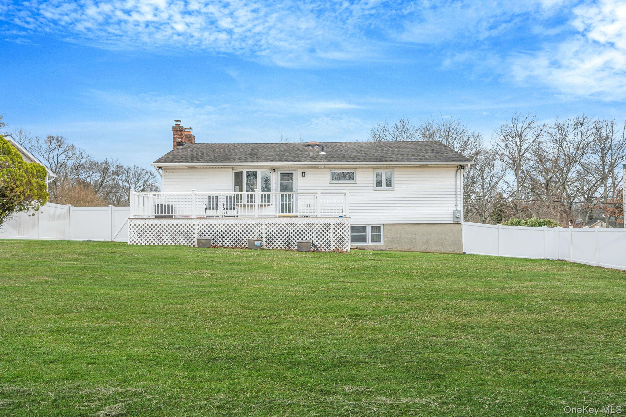 73 Parnell Drive Smithtown Smithtown, NY 11787