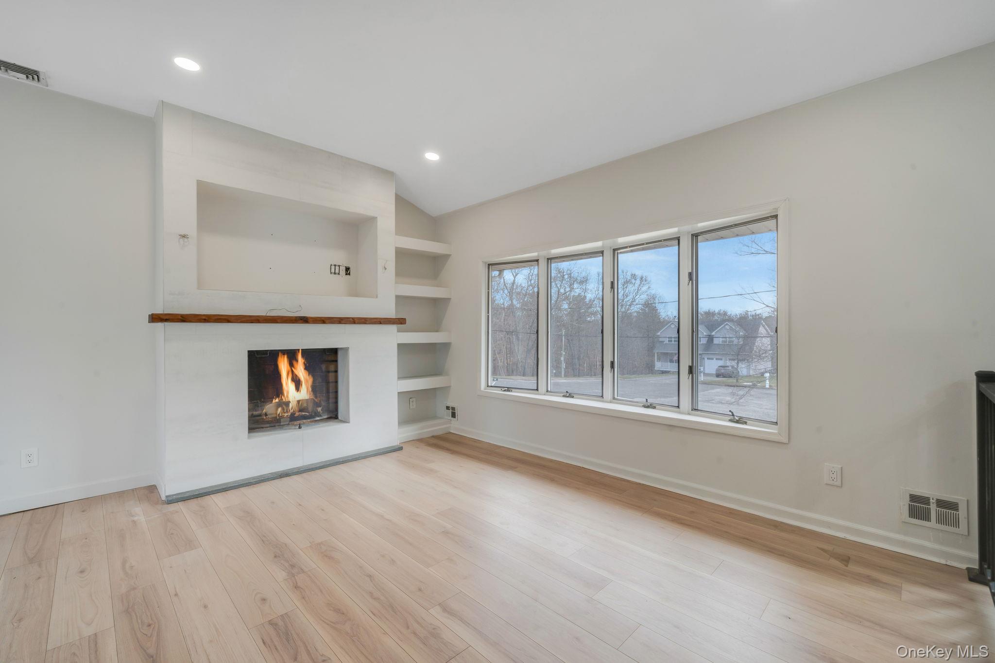 73 Parnell Drive Smithtown Smithtown, NY 11787