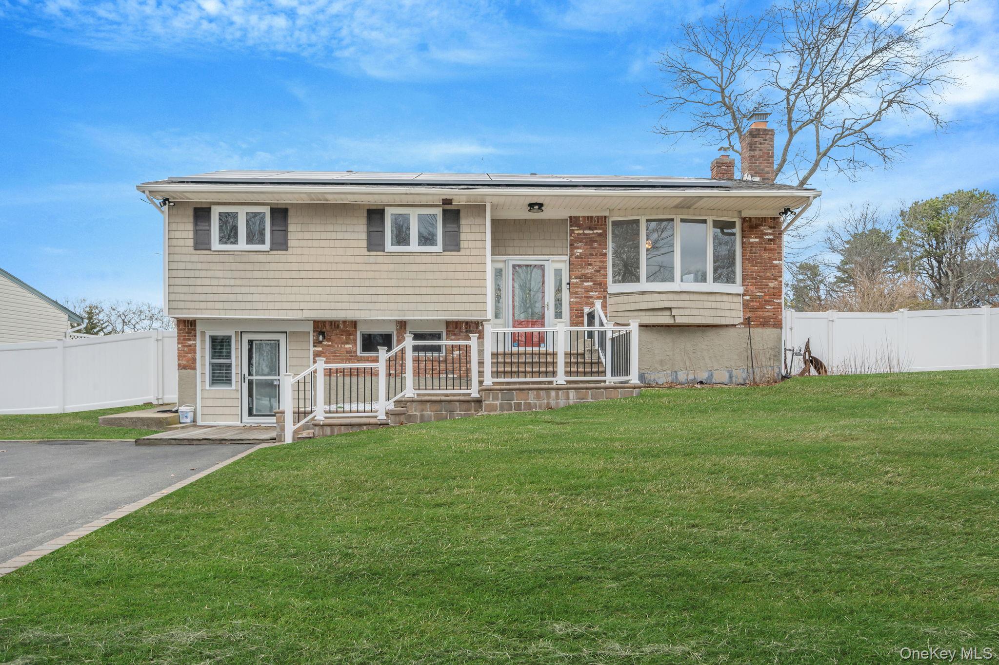 73 Parnell Drive Smithtown Smithtown, NY 11787