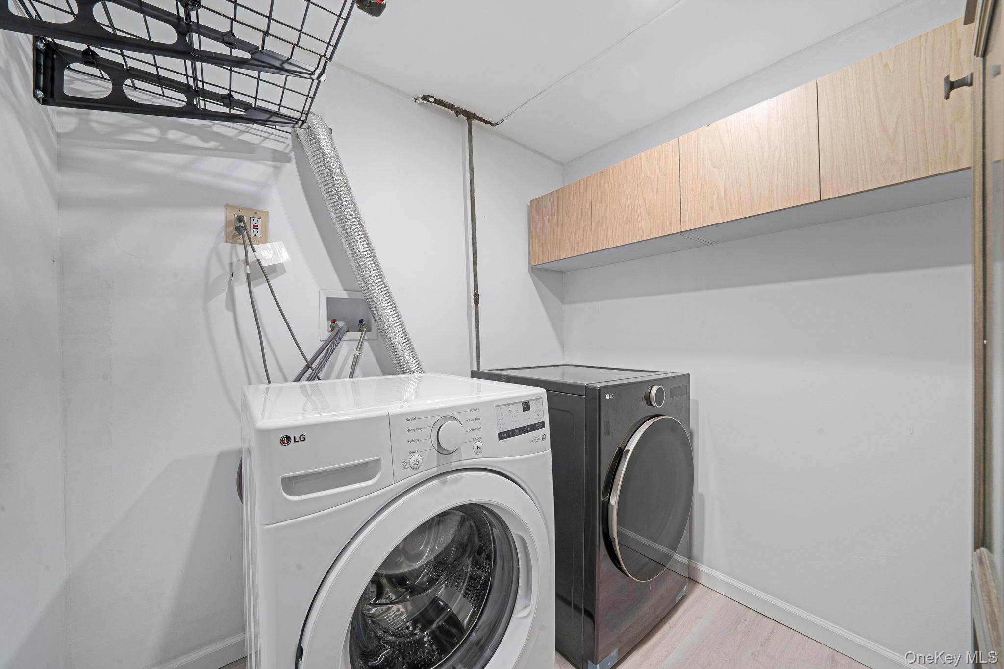 73 Parnell Drive Smithtown Smithtown, NY 11787