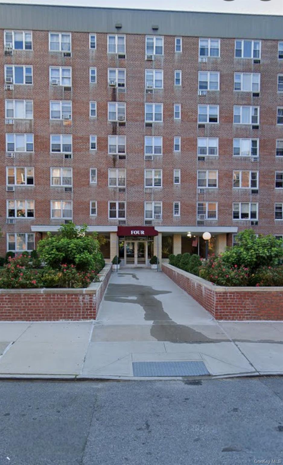 4 Sadore, Apt 1-R, Yonkers, NY 10710
