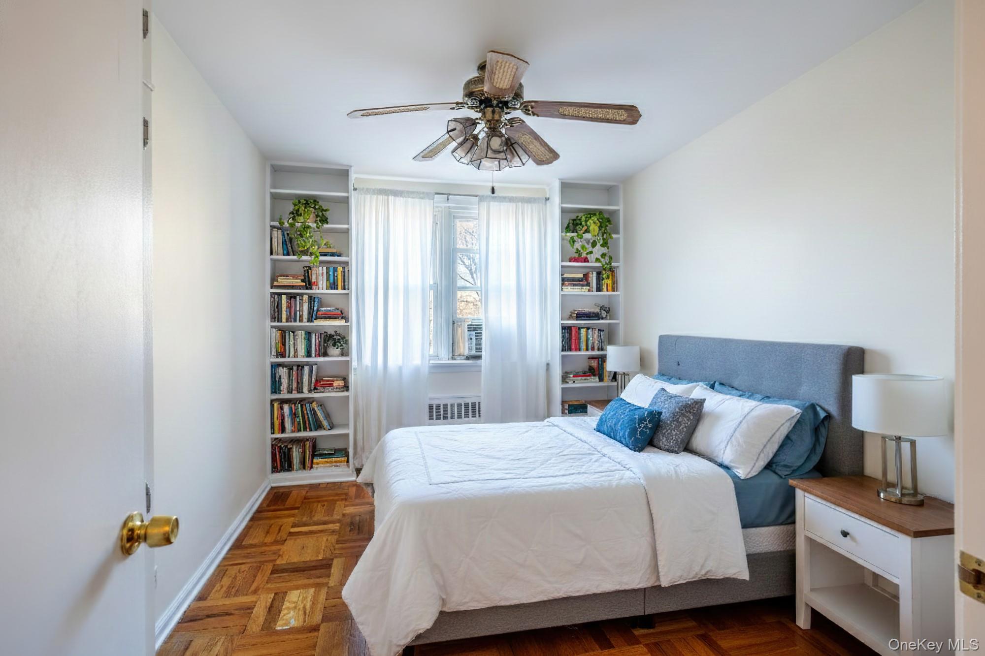 60 Knolls Crescent 4-H Bronx, NY 10463