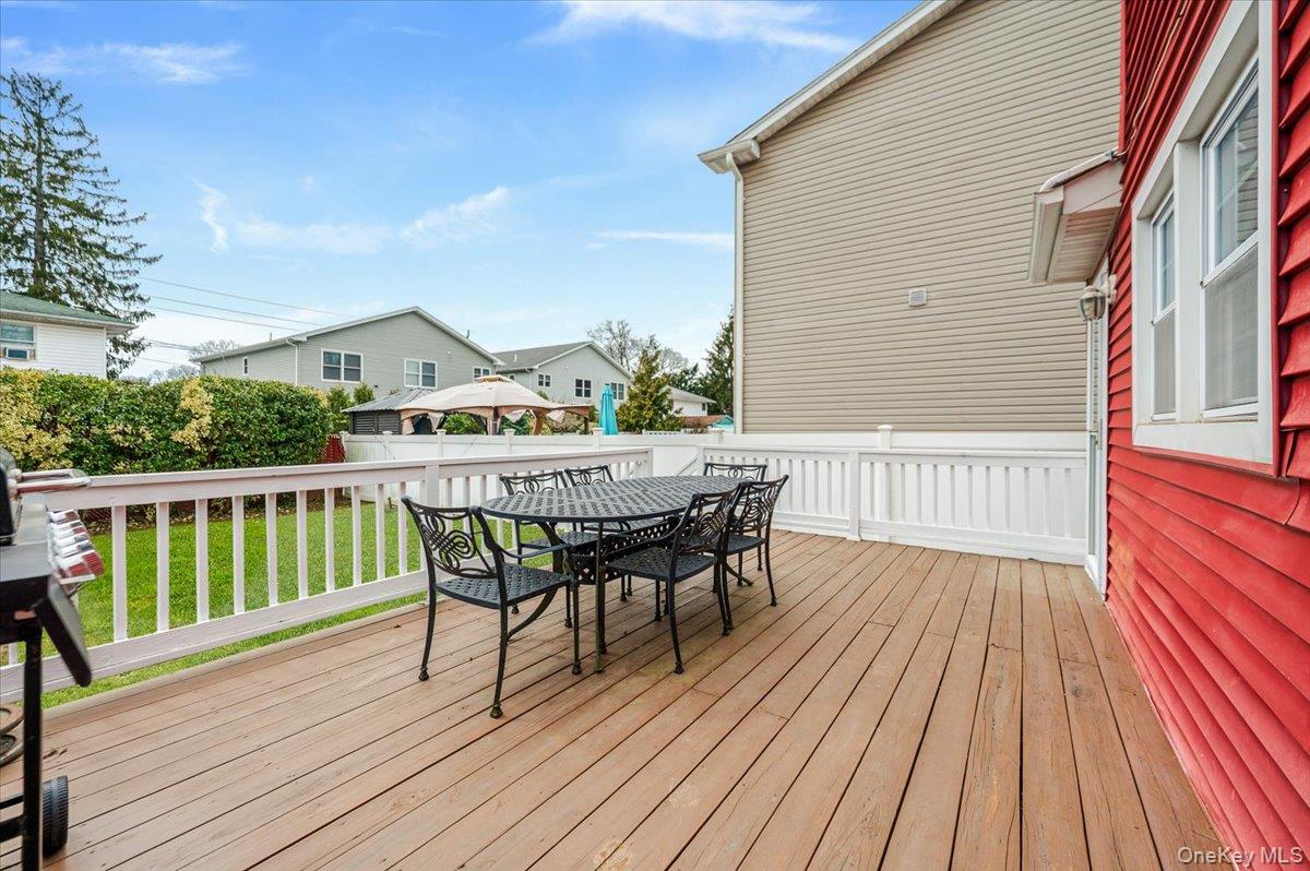 3978 William Street Seaford Seaford, NY 11783