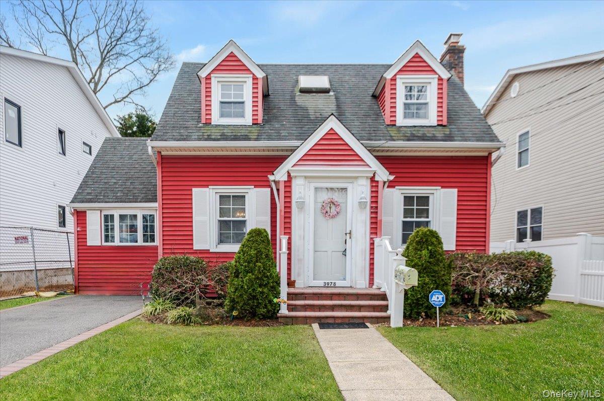 3978 William Street Seaford Seaford, NY 11783