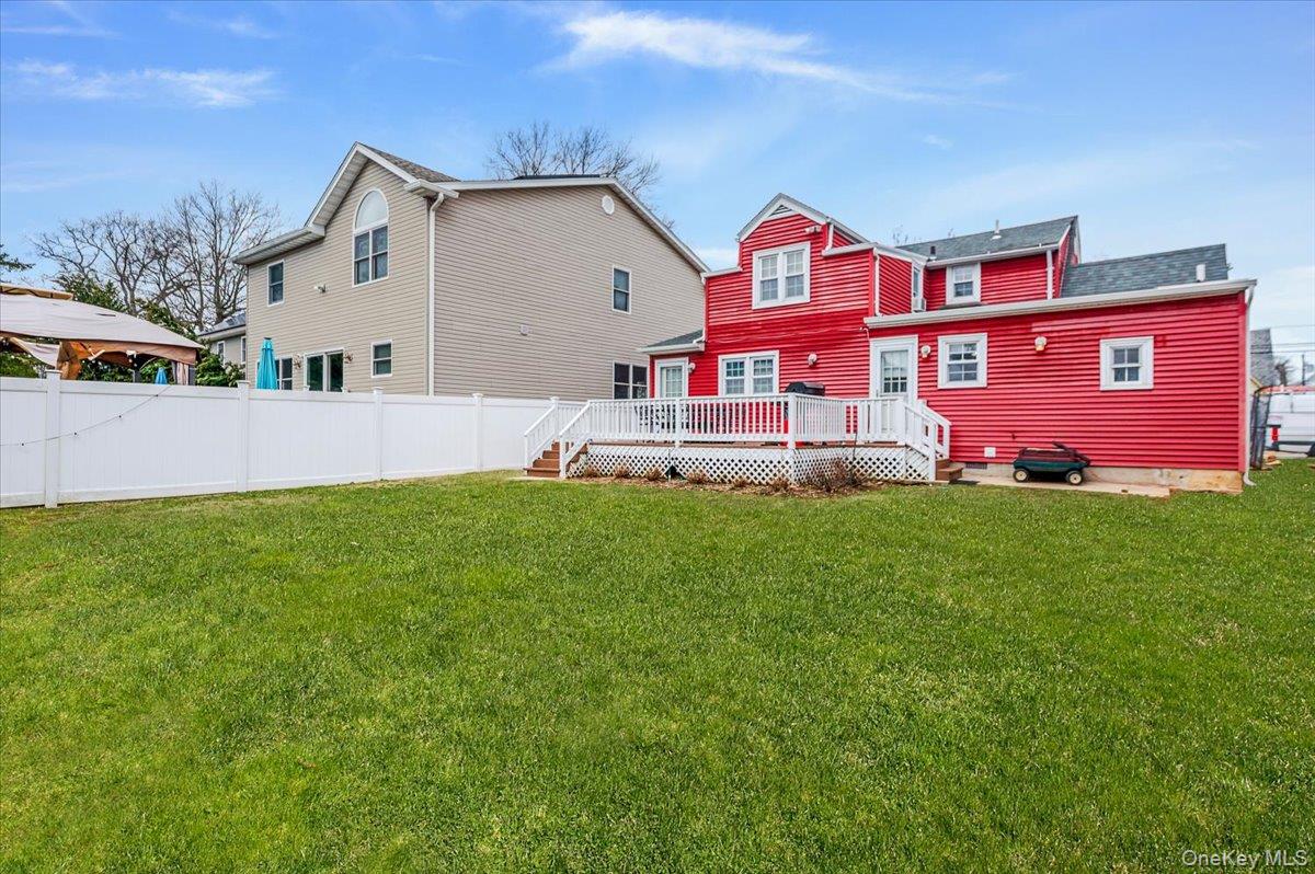 3978 William Street Seaford Seaford, NY 11783