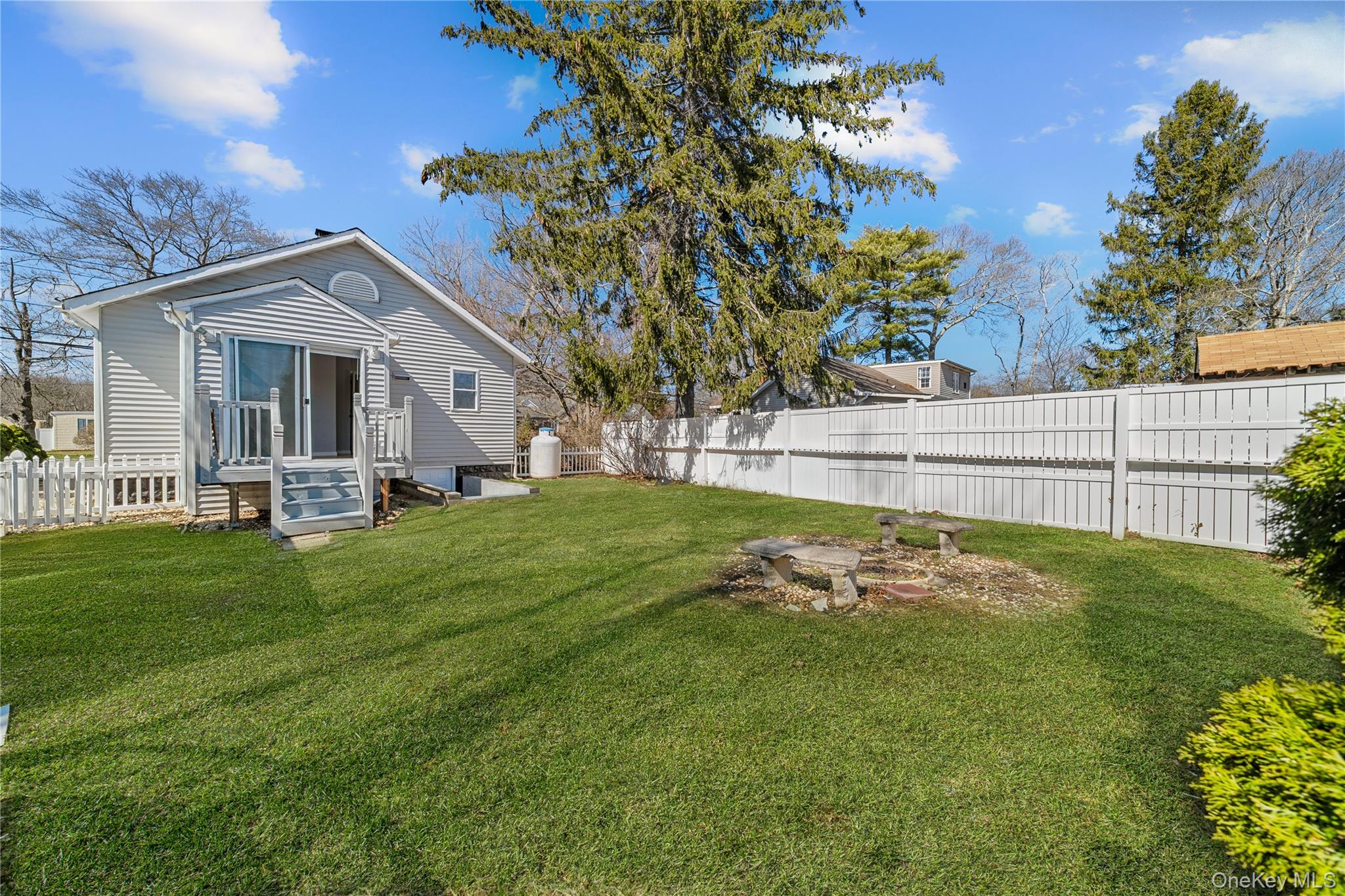 67 Ohio Avenue Medford Medford, NY 11763