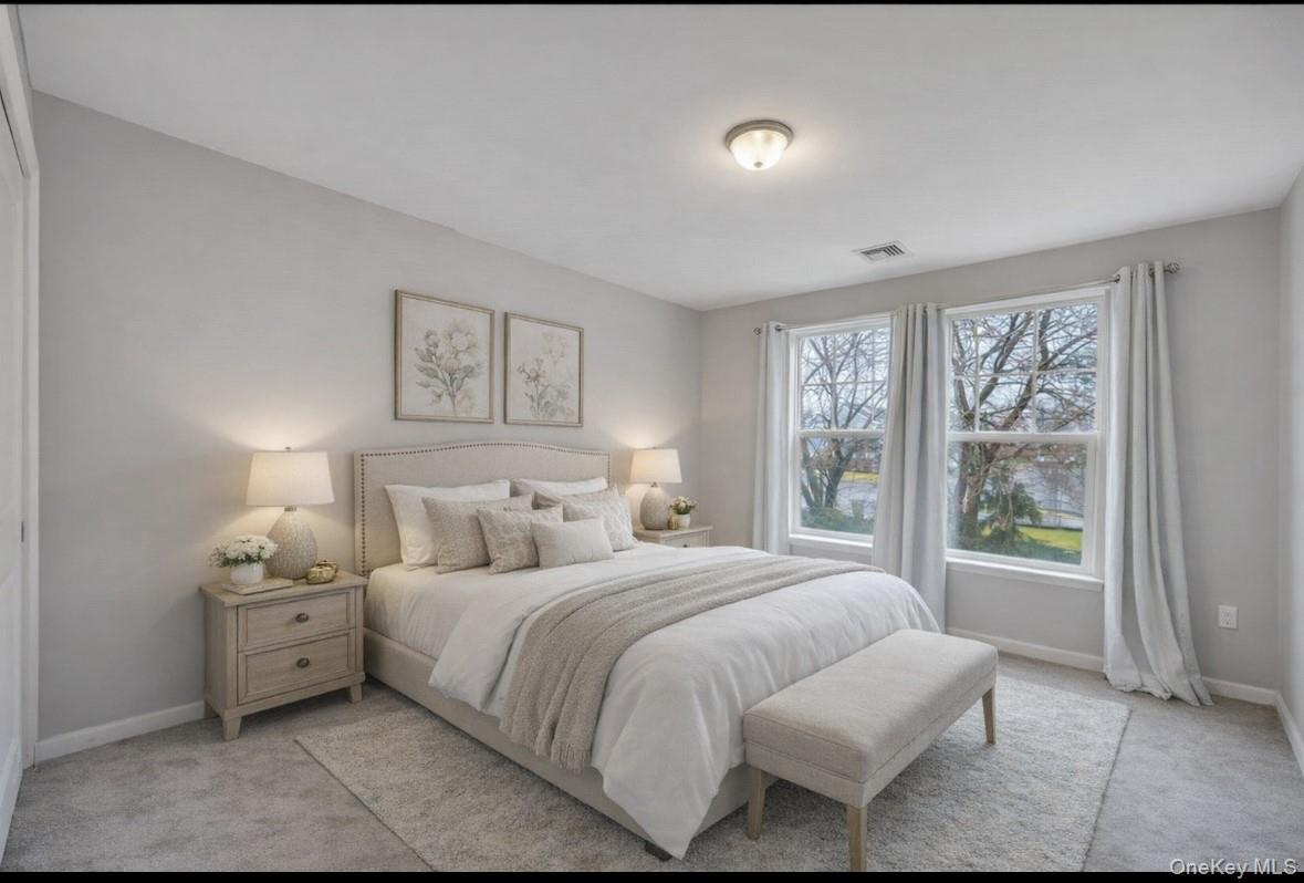 138 Weatherby Lane 138 Central Islip Central Islip, NY 11722